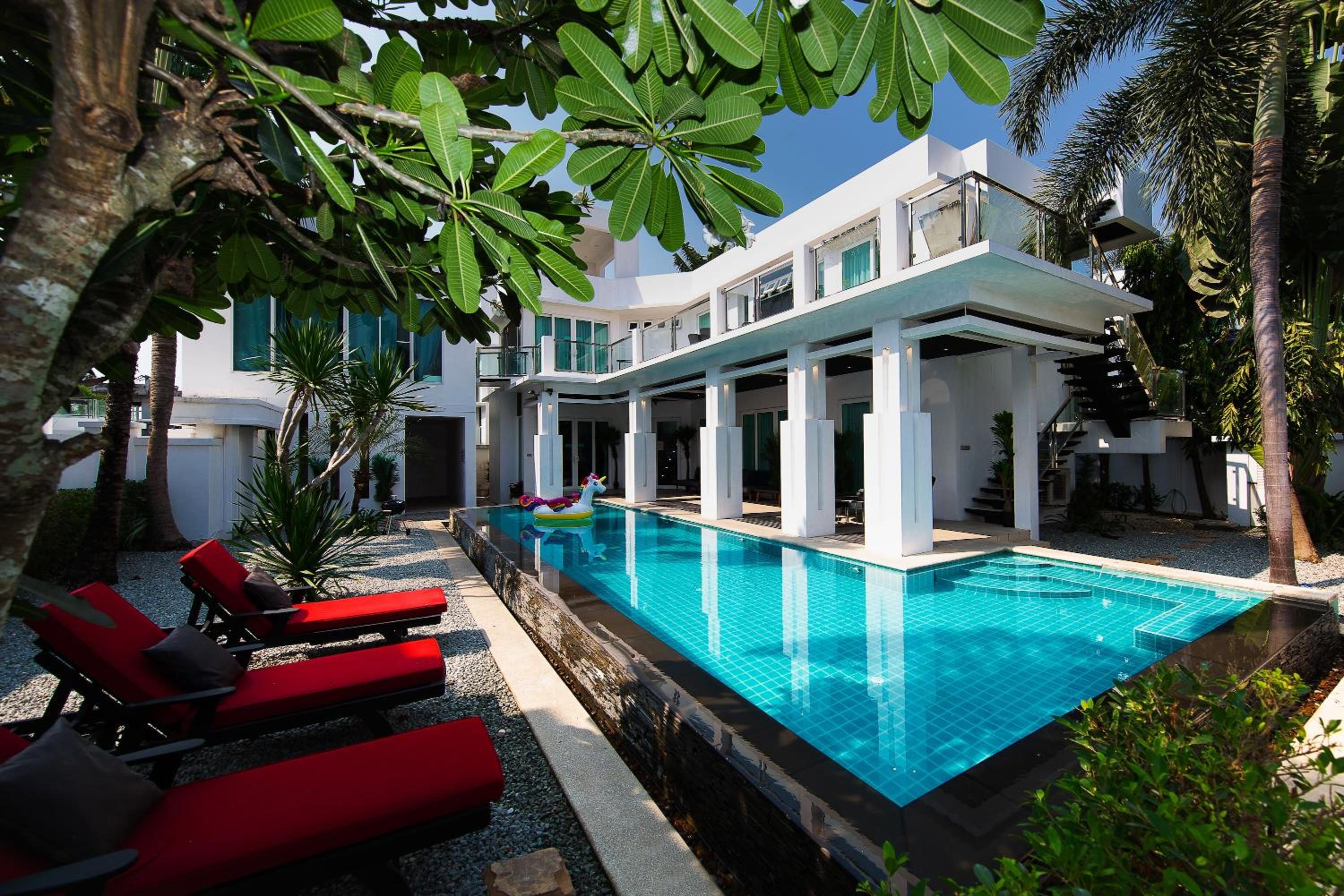 Villas In Pattaya
