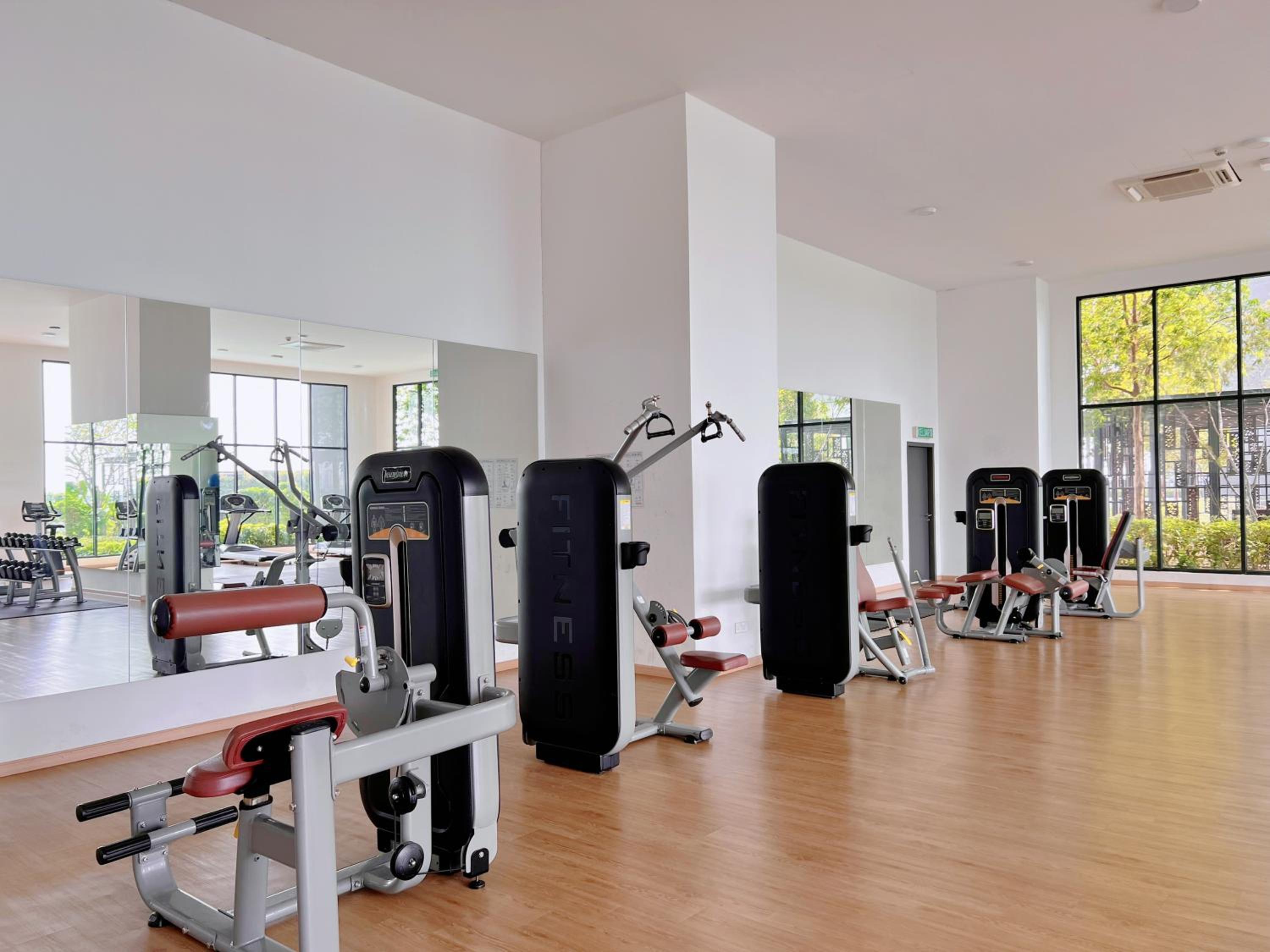 2PX Studio @ Emporis Near Segi Uni, MRT KotaDamansara, IKEA, 1Utama & Tropicana Garden Mall
