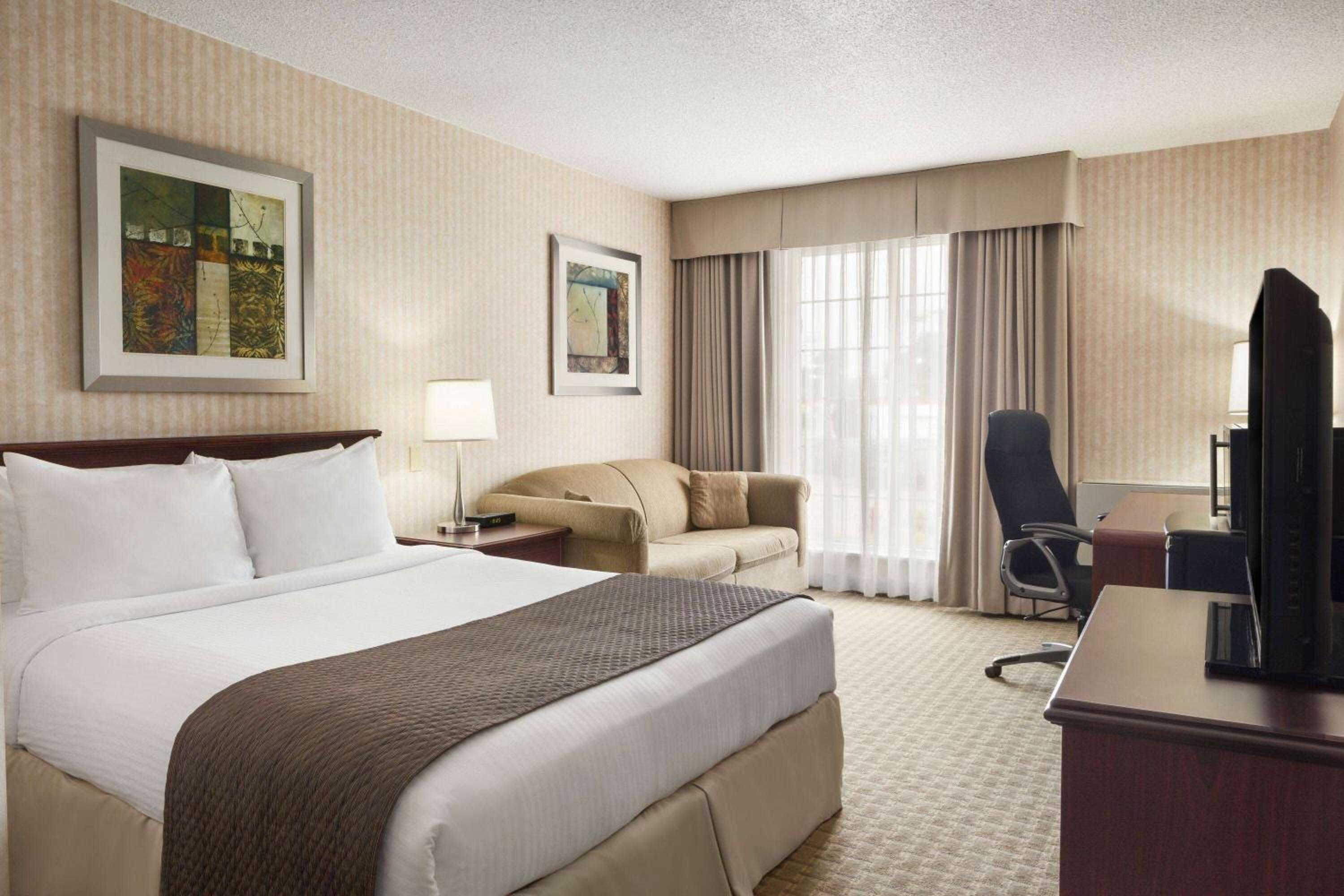 Brantford Vacations - Days Inn by Wyndham Brantford - Property Image 20