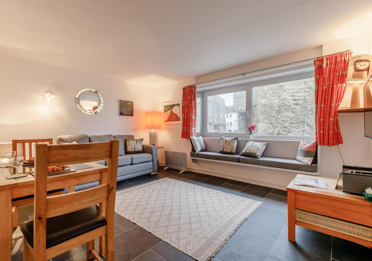 1 Bed in St Ives oc-nic01 view 5