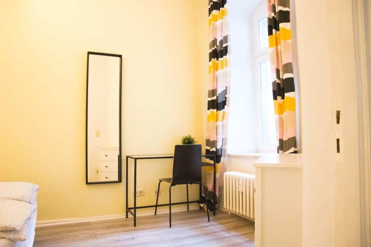 Family Apartment Moabit
