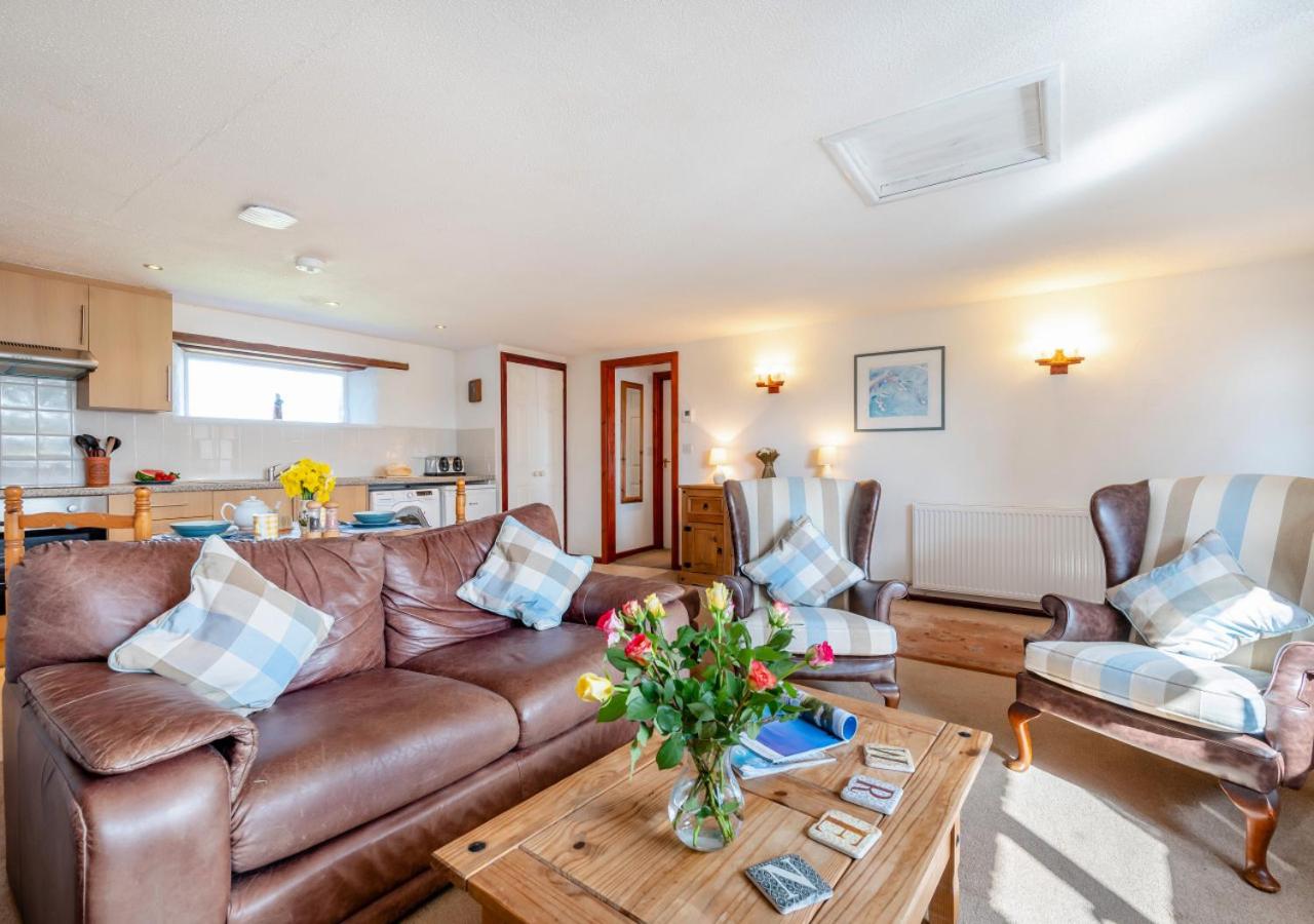 1 Bed in Padstow oc-p00554