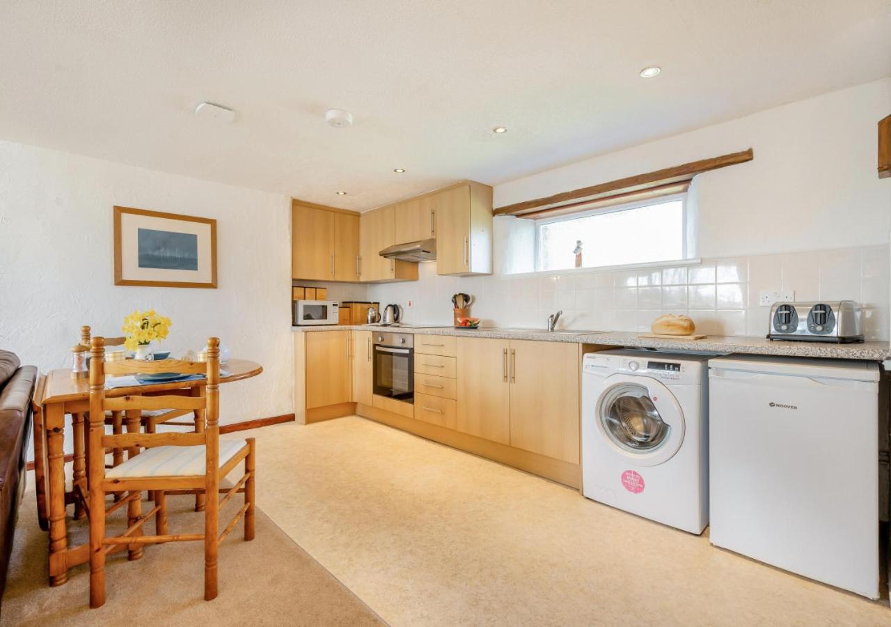 1 Bed in Padstow oc-p00554
