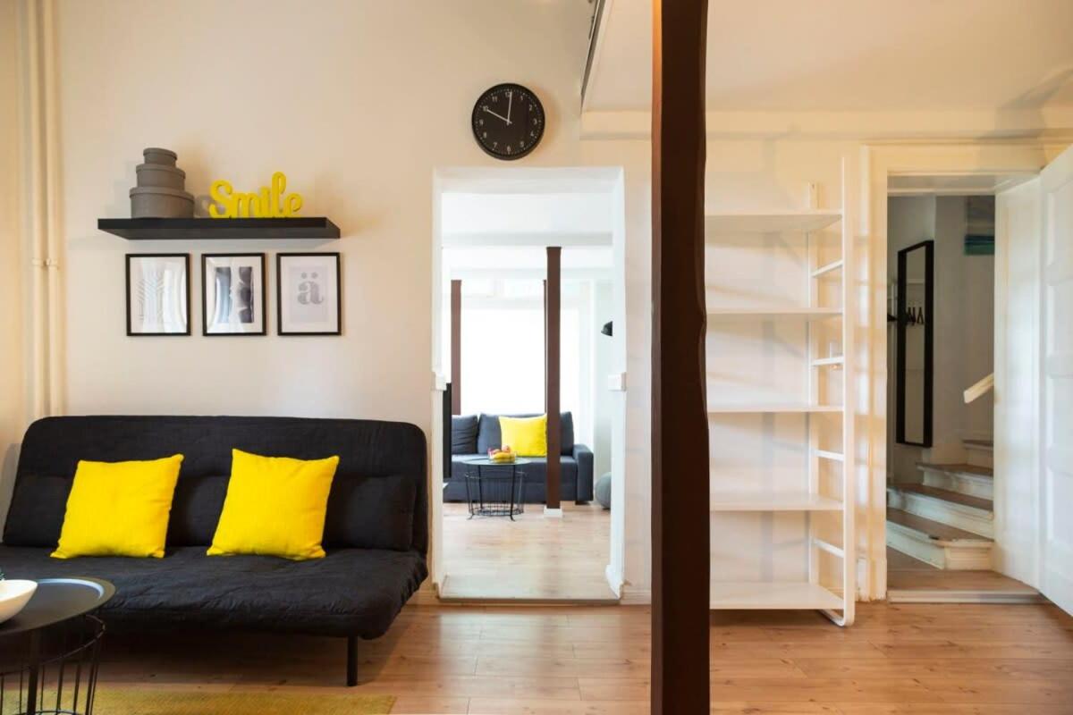 Stylish Loft Apartment plus SelfCheckIn plus Street Parking