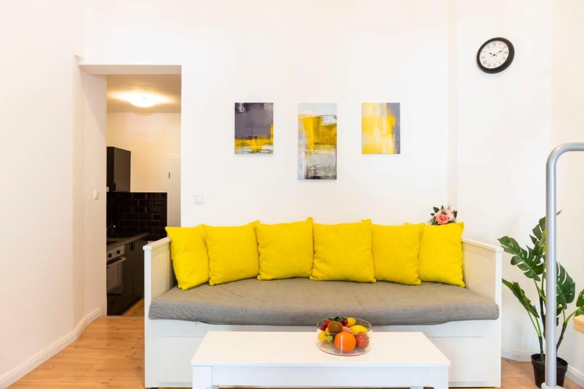 Spacious loft style Studio in Berlin Wilmersdorf