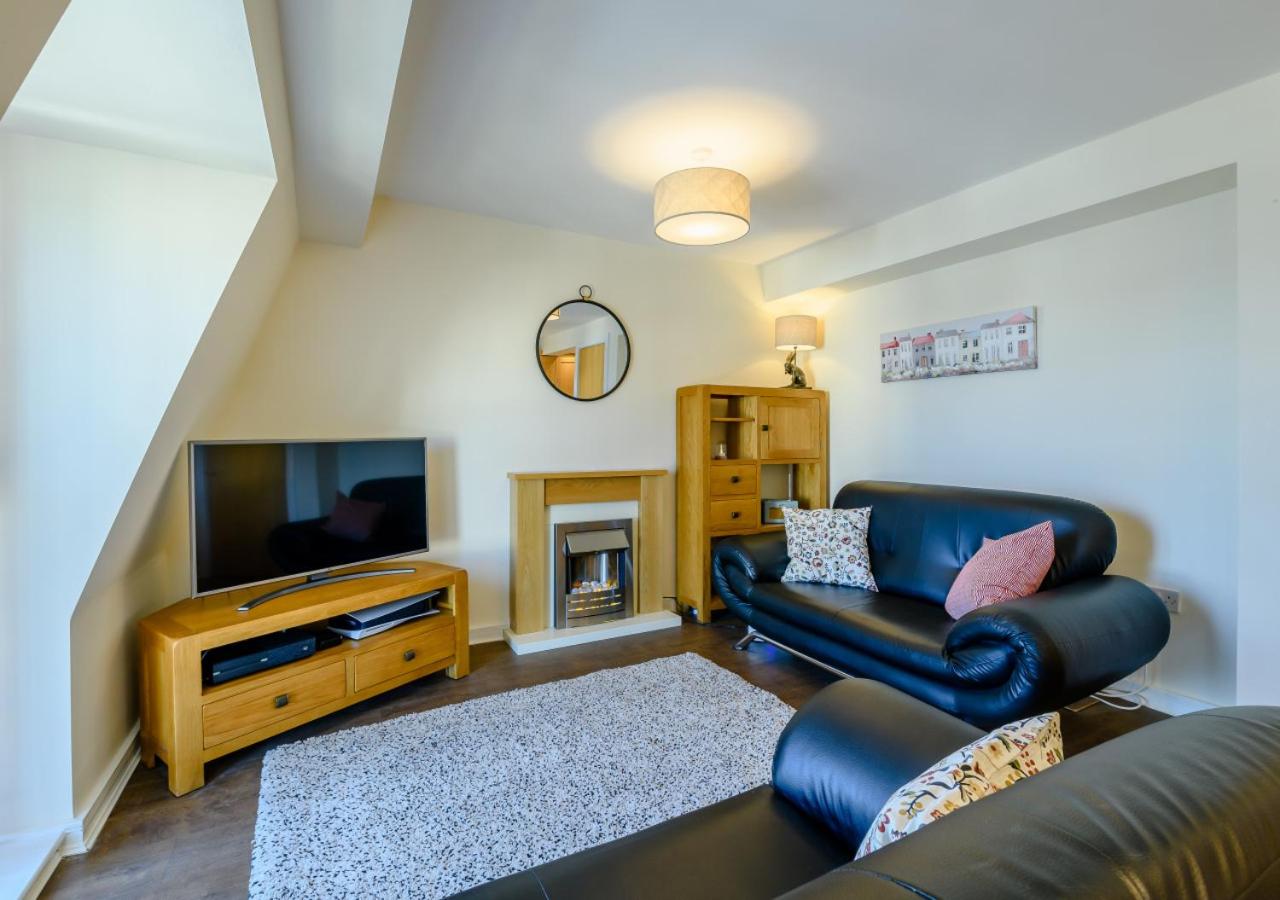 2 Bed in Scarborough oc-s005