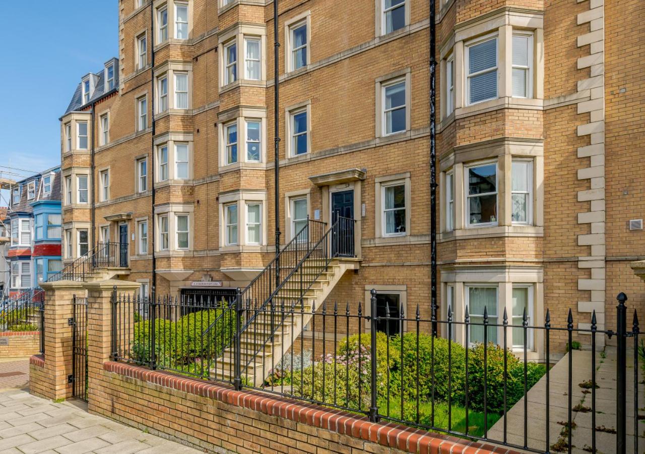 2 Bed in Scarborough oc-s005