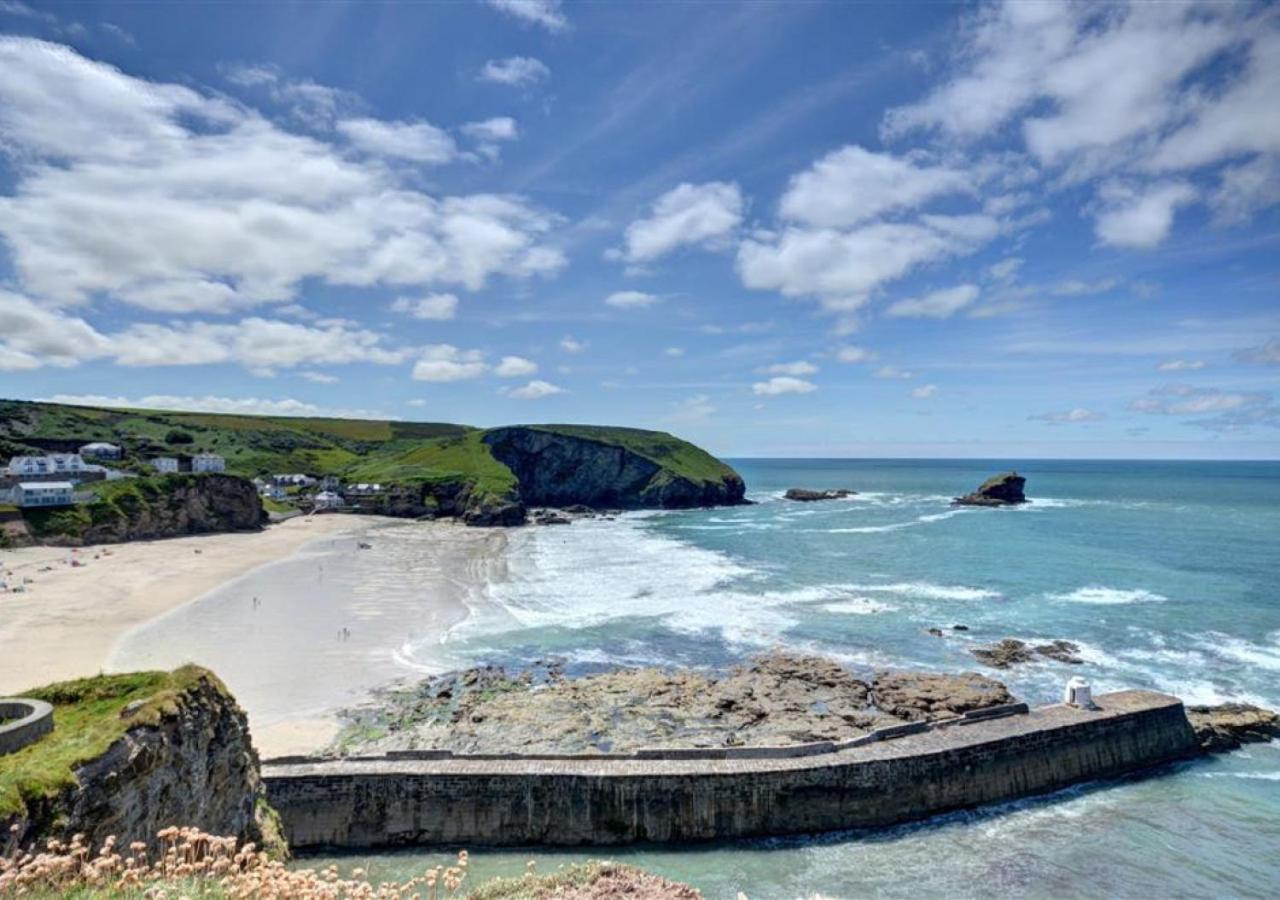 4 Bed in Portreath oc-p27289