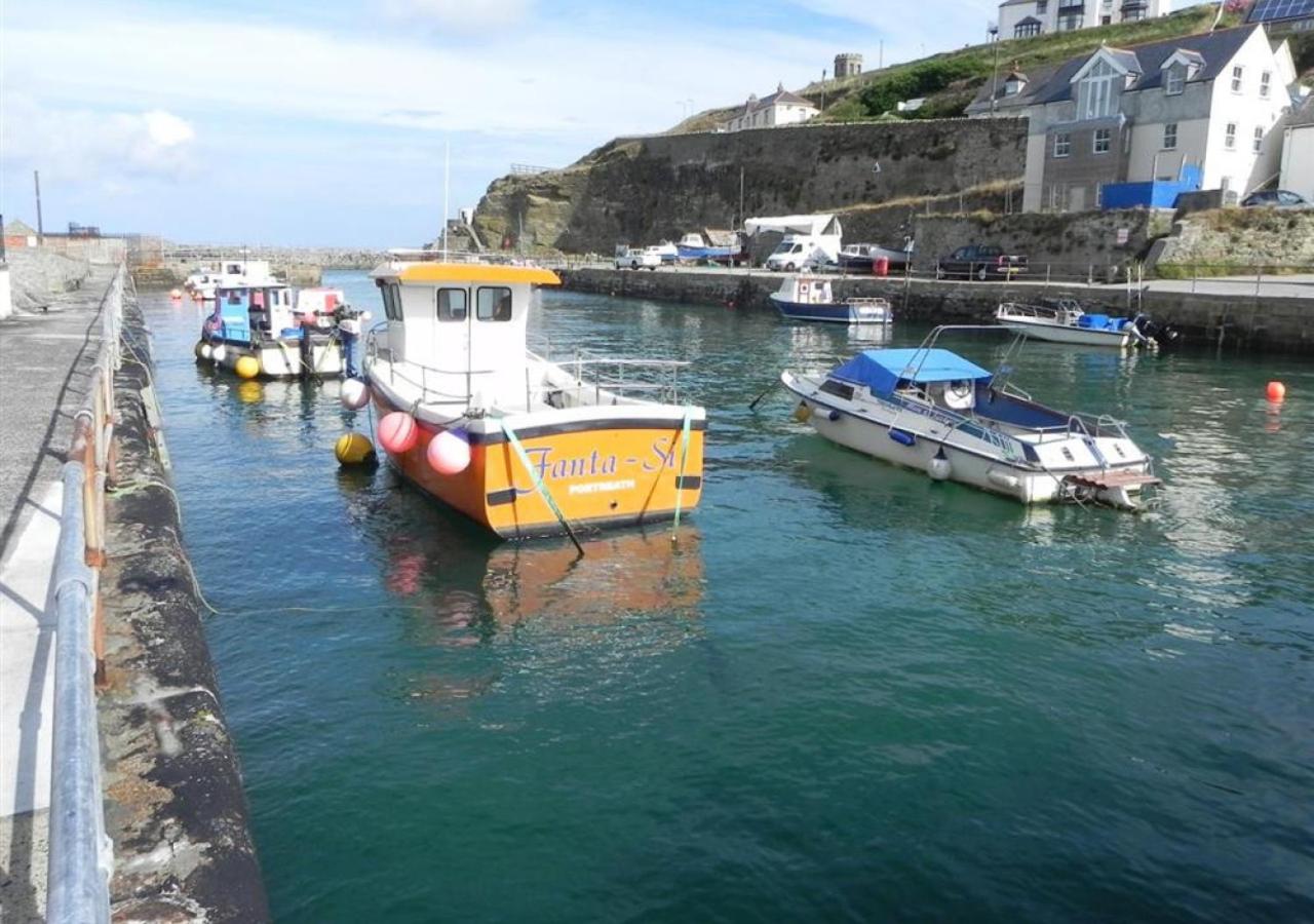 4 Bed in Portreath oc-p27289