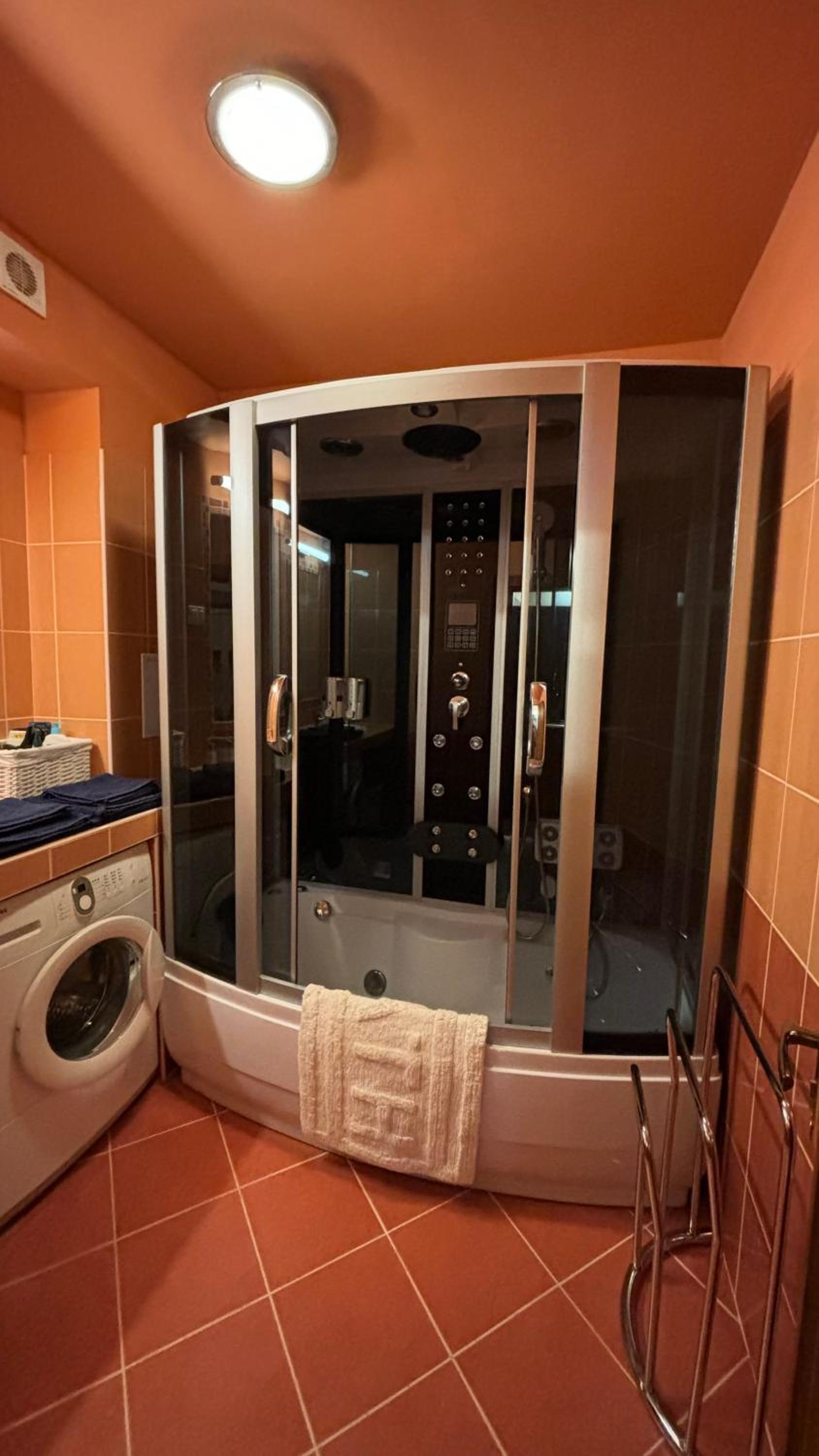 Makra-tető Öregtölgy Apartman