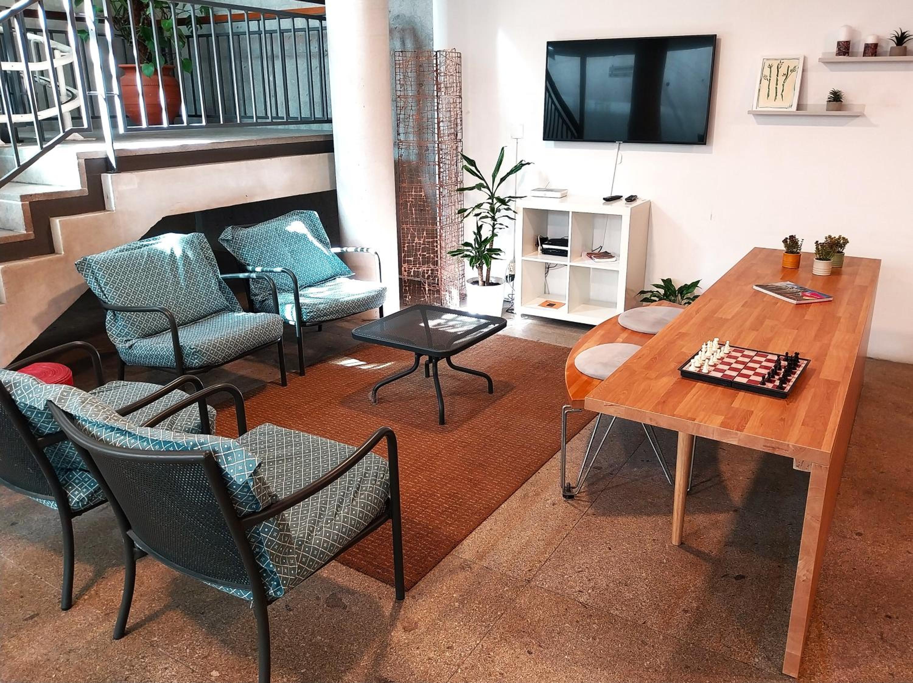 lounge