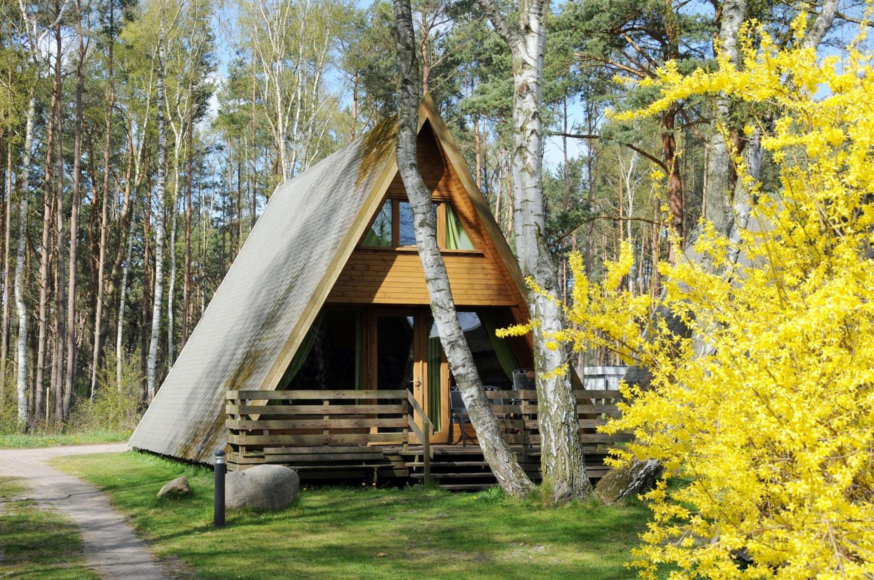 Zinnowitz, Finnhütte am Ostseestrand