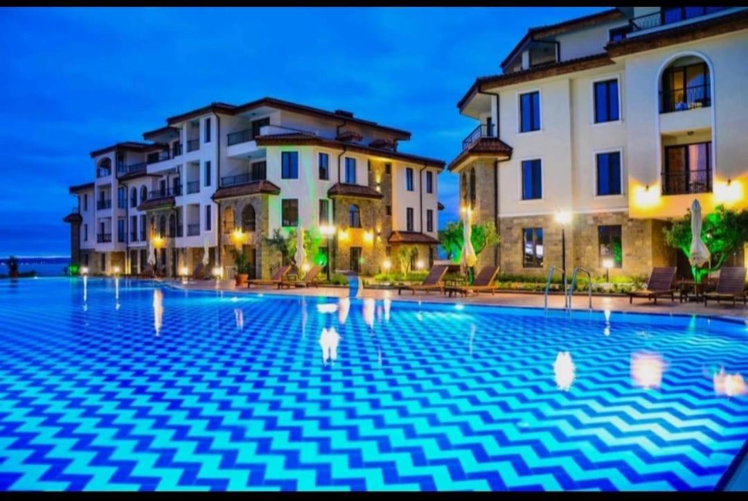 Burgas Lux Apartment Sarafovo
