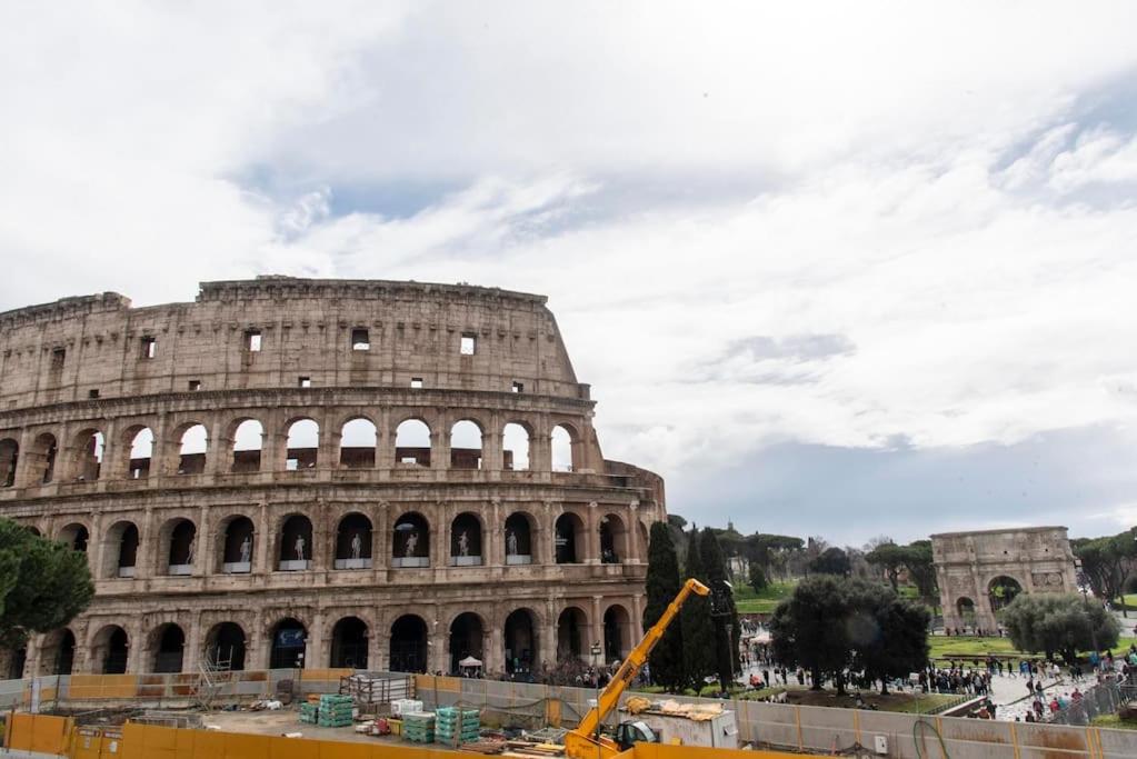Welcome to the ColosseHome