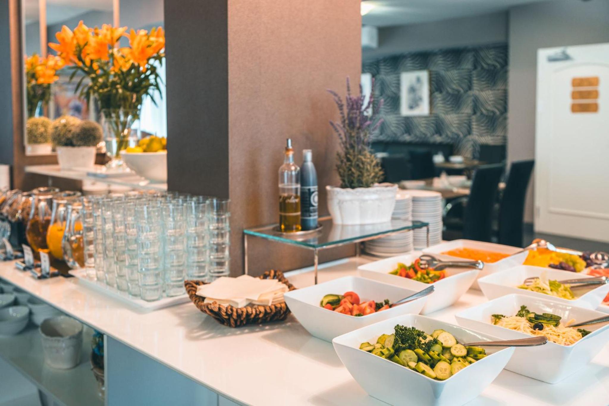 Elysee Hotel photo 41 of 41