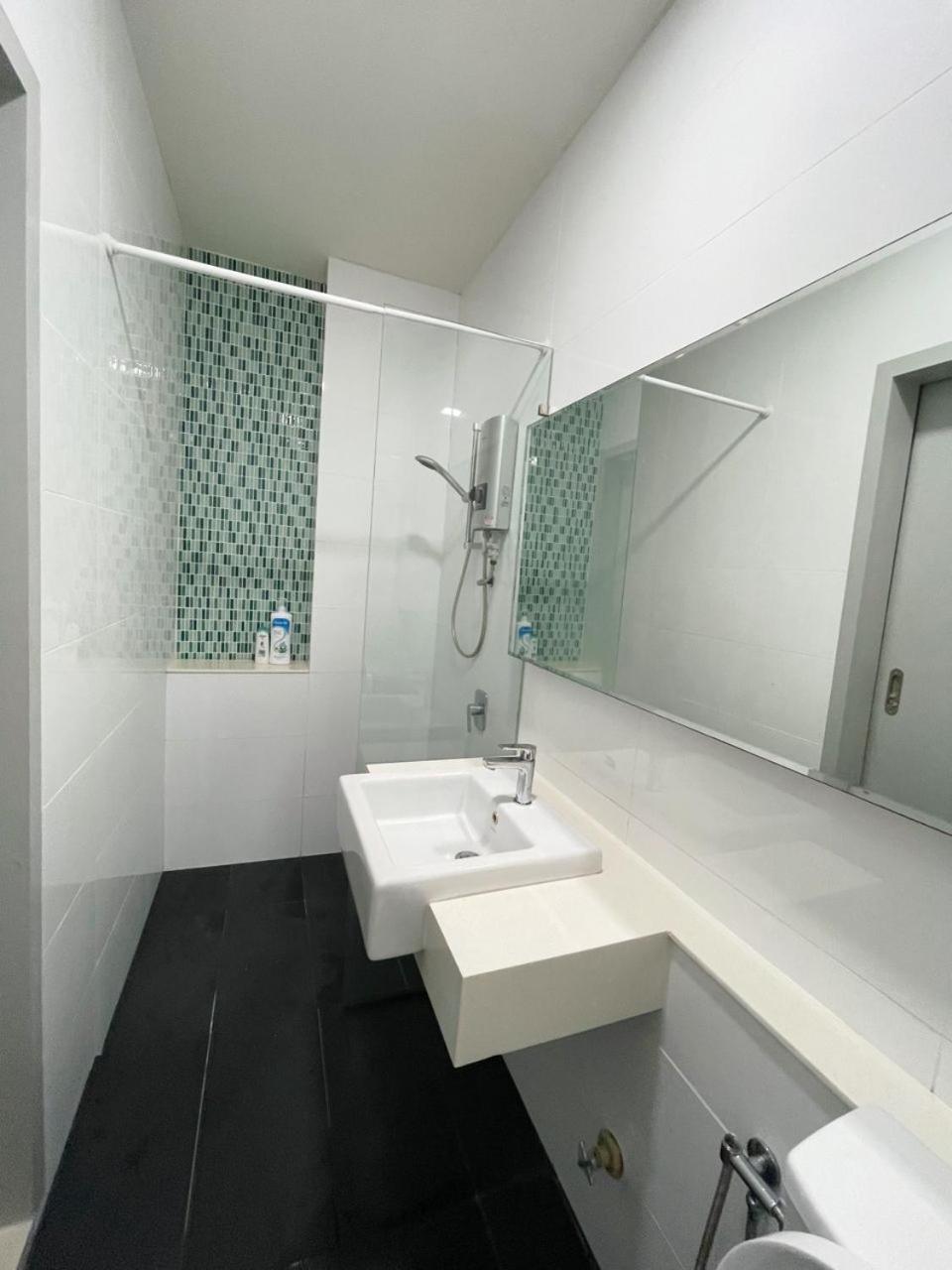 Highpark suites 2pax cozy home photo 3
