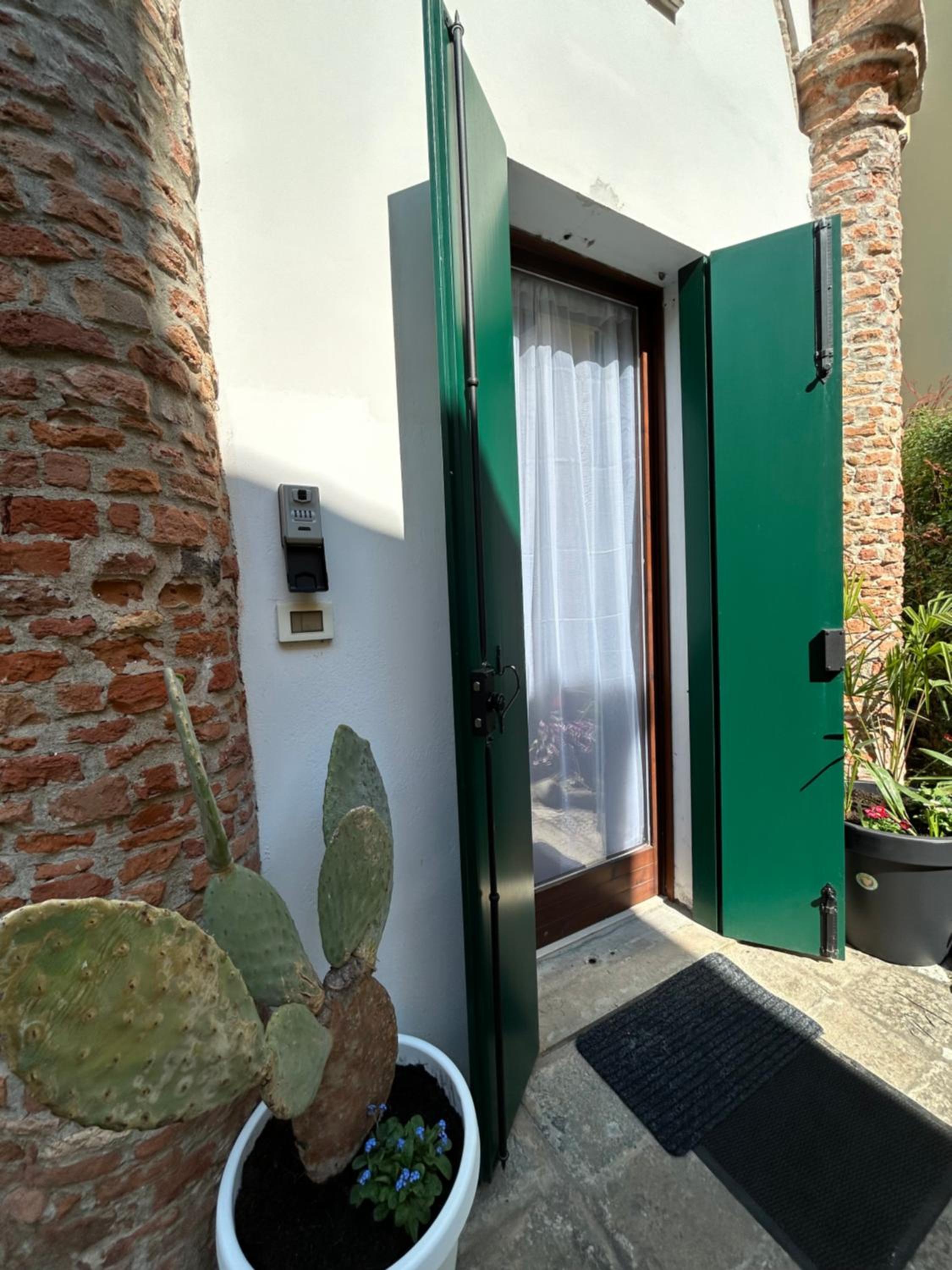 Chiesetta abside ex seminario -jvapartmentRovigo view 5