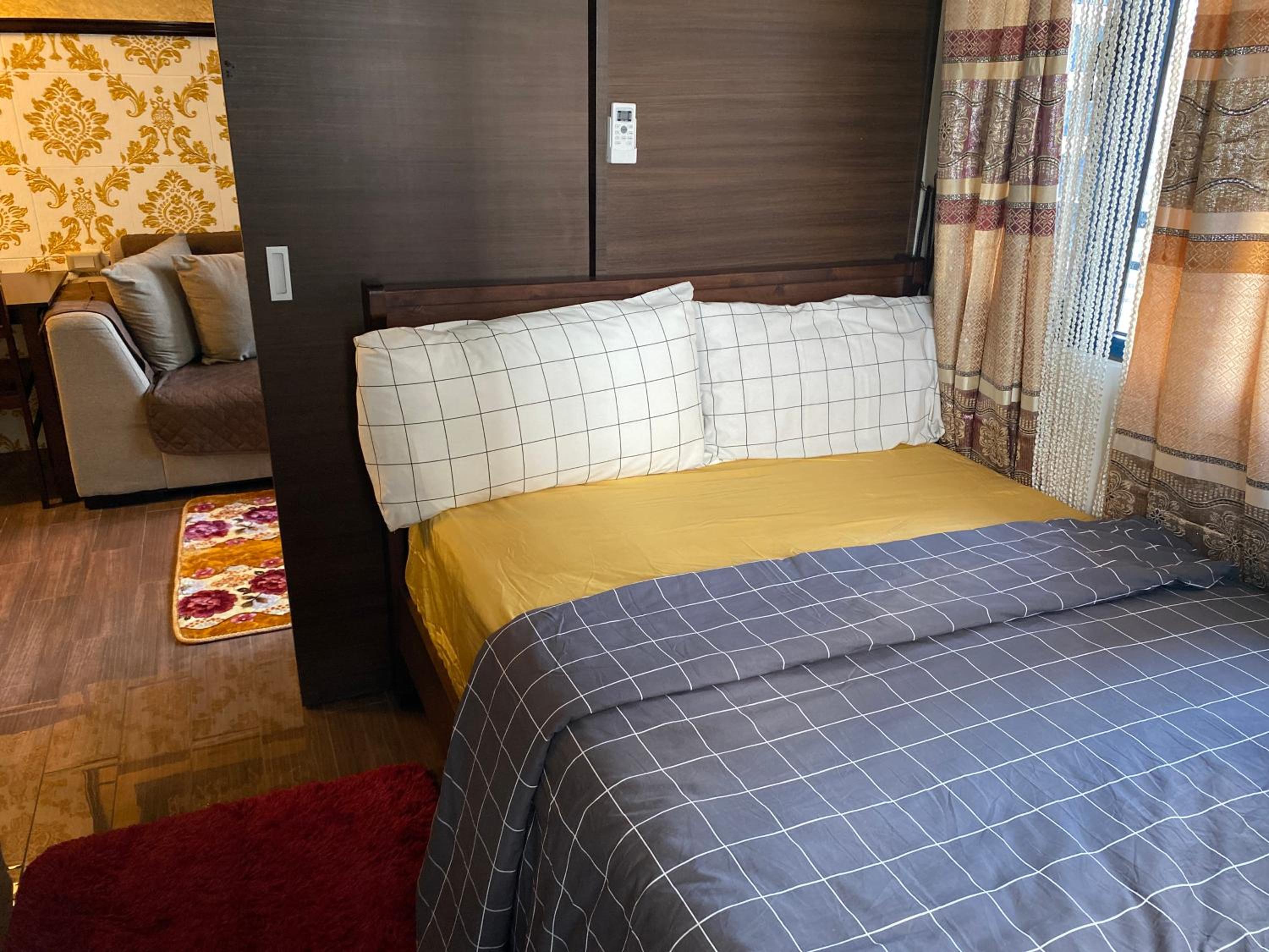 Luxury Urban Bliss-Stylish 3 Bedroom 4room Makati Oasis in Air residence view 2