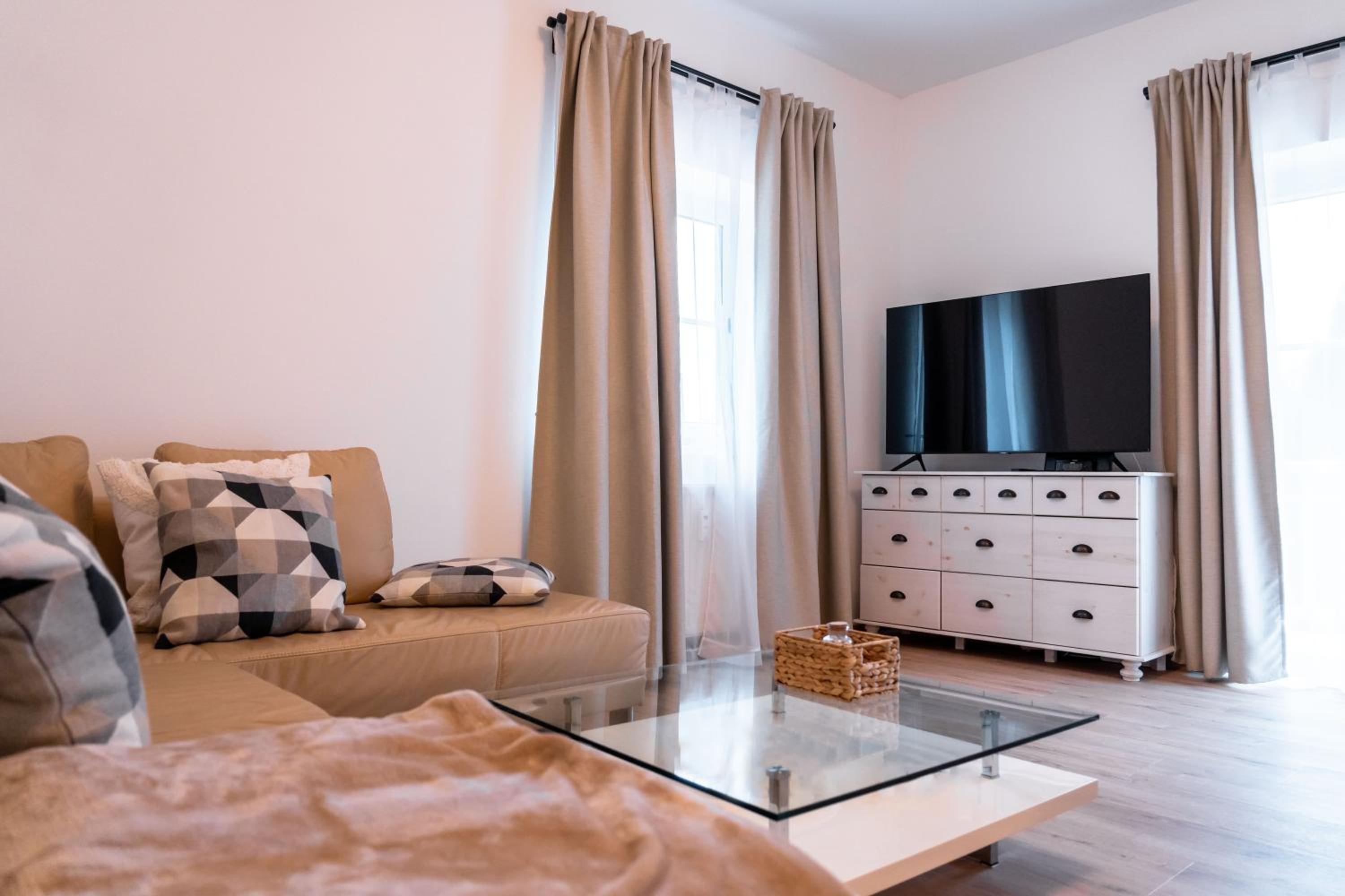 Apartment ReRo