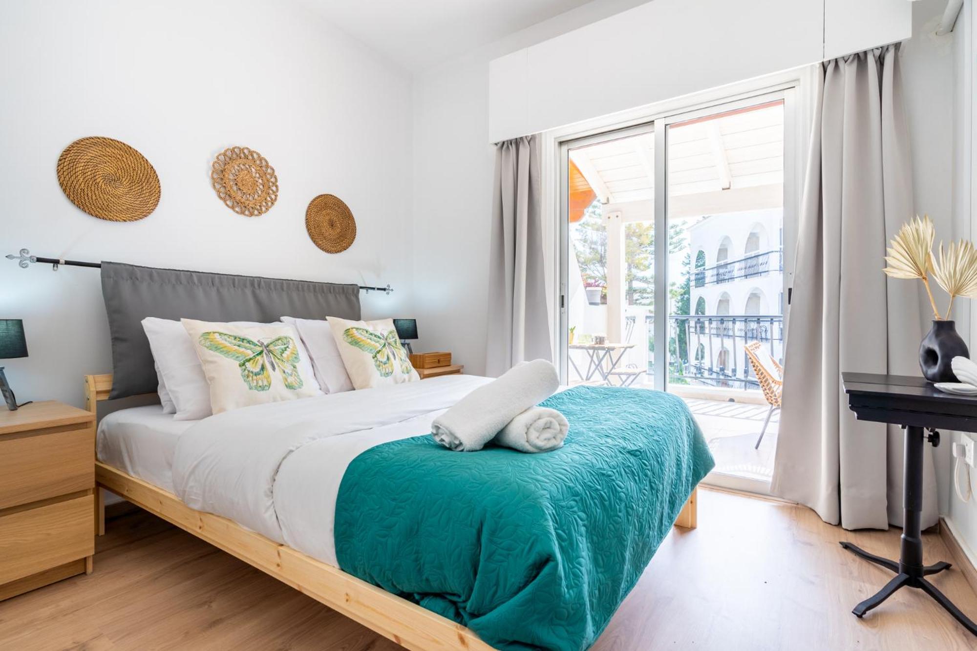 Radiant 1-Bedroom Apartment in Larnaca