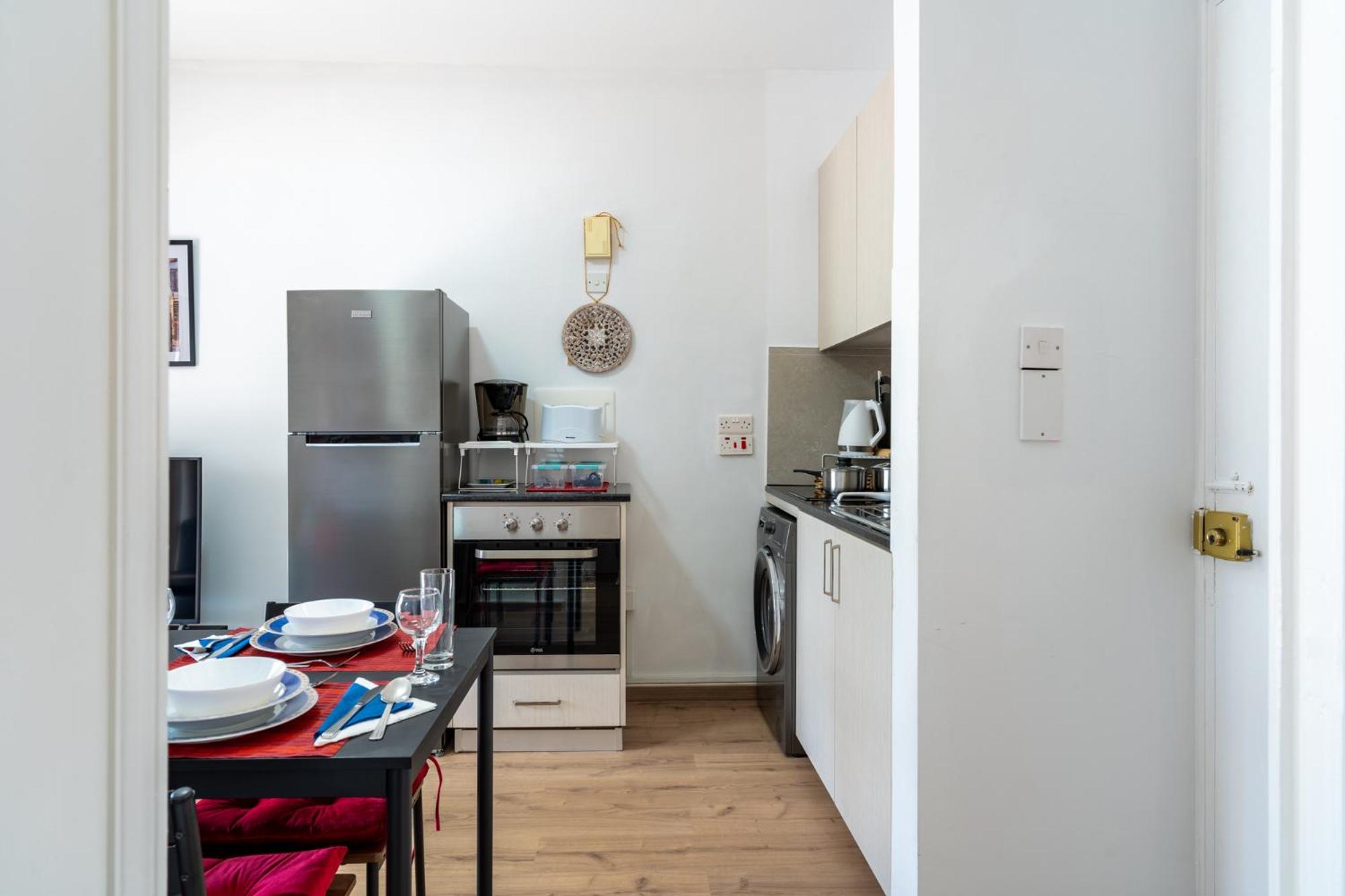 Radiant 1-Bedroom Apartment in Larnaca