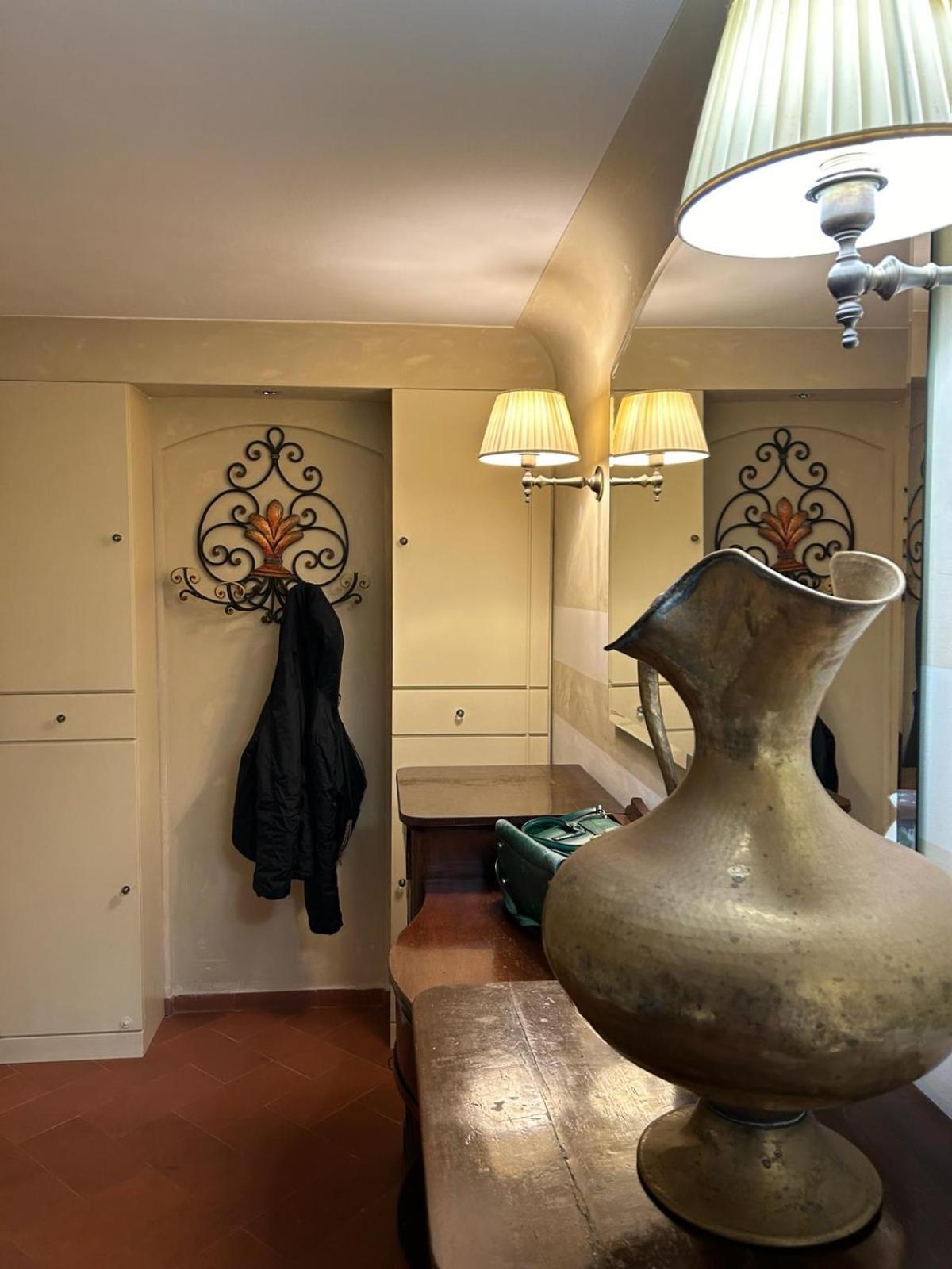 Borgo San Jacopo 8