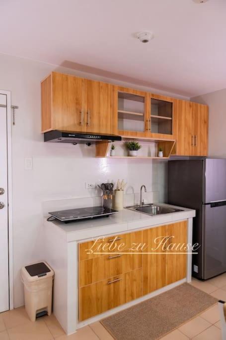 2 BR Unit in the heart of Iloilo Self Check-in view 4