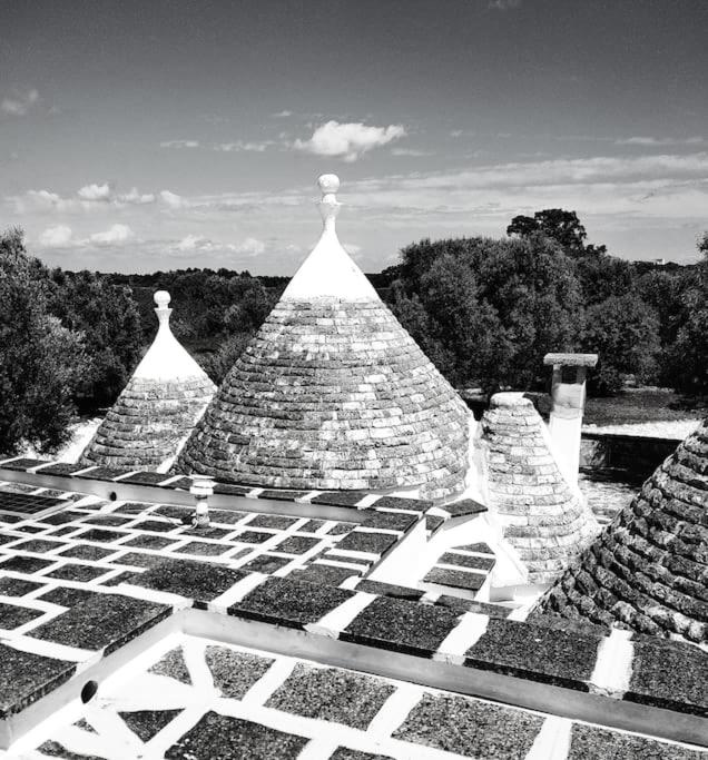 Trullo with swimming pool. Charme&relax