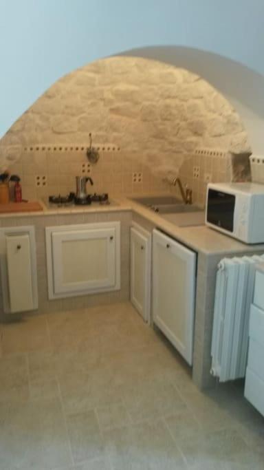 Trullo with swimming pool. Charme&relax