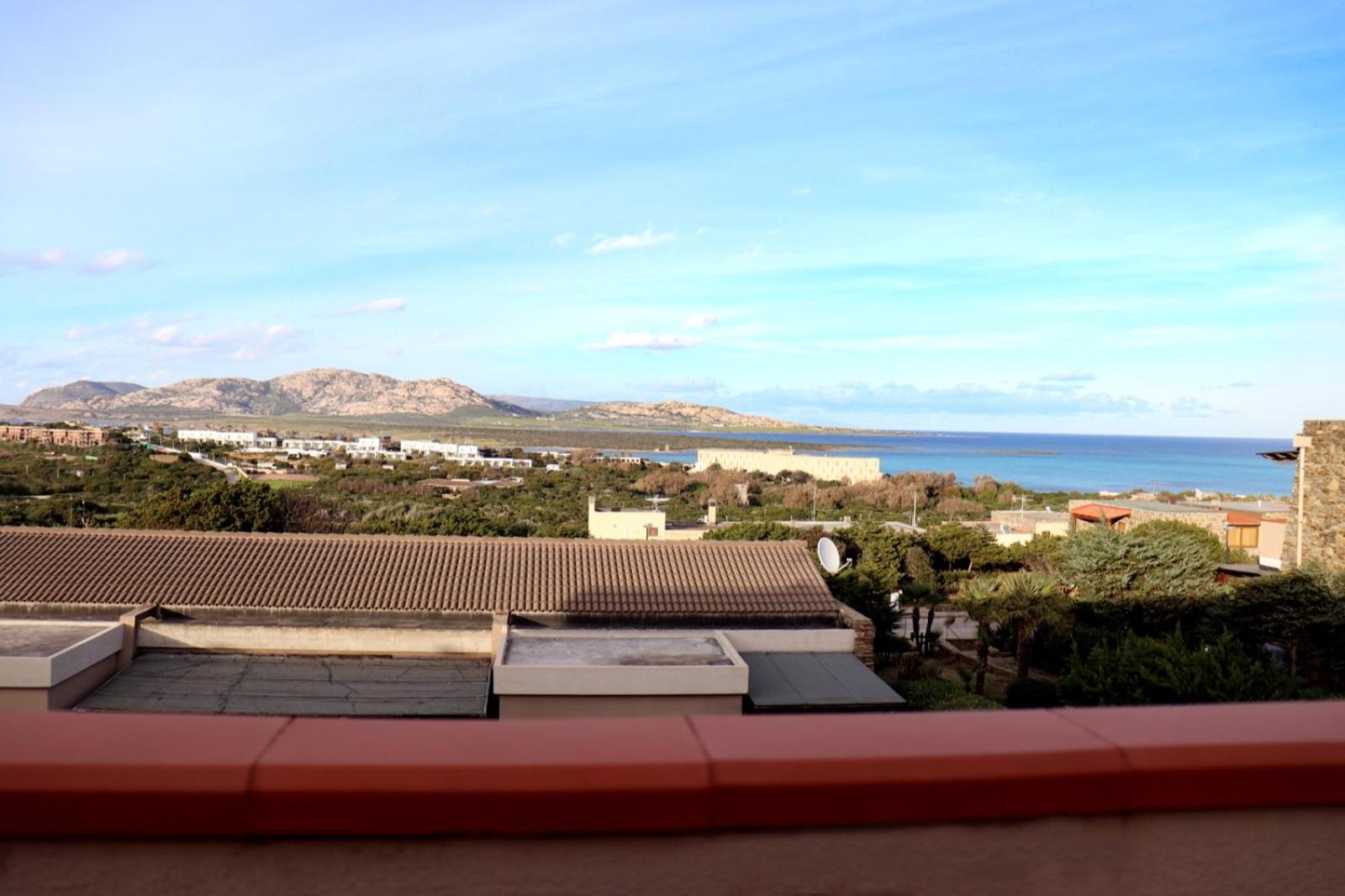 Moon Valley la pelosa photo 3