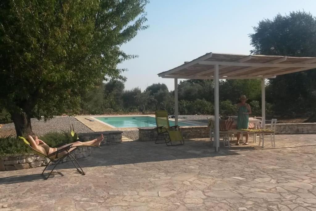 Trullo with swimming pool. Charme&relax
