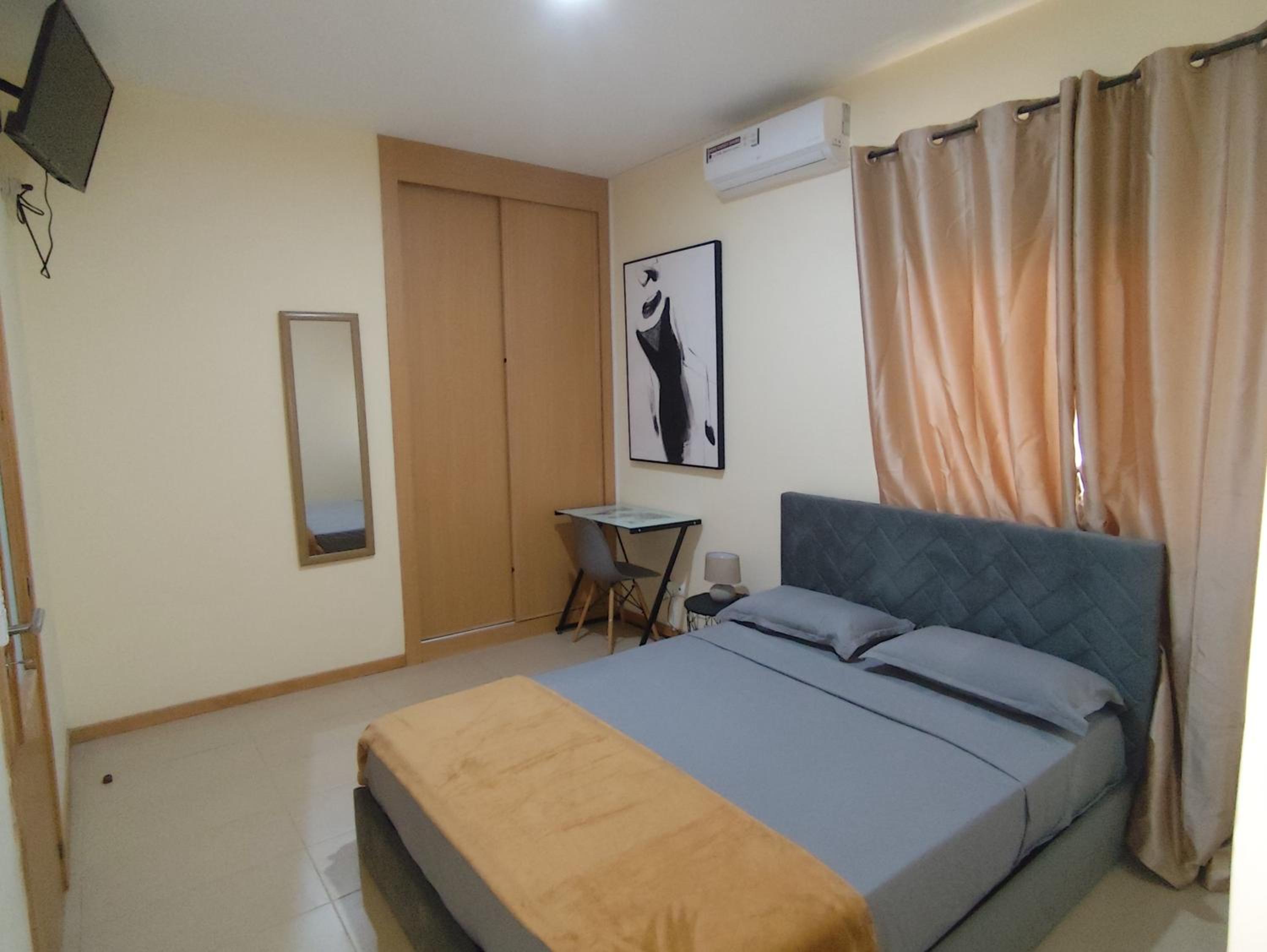 Sunset Apartment
