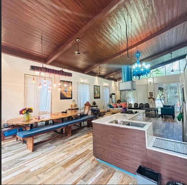 Garnet Crove Villa view 4