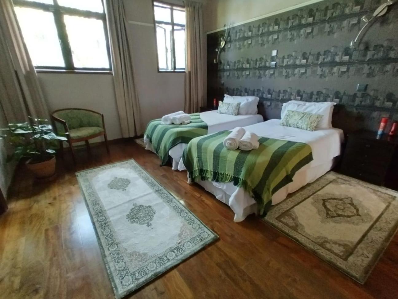 Florances Rest House
