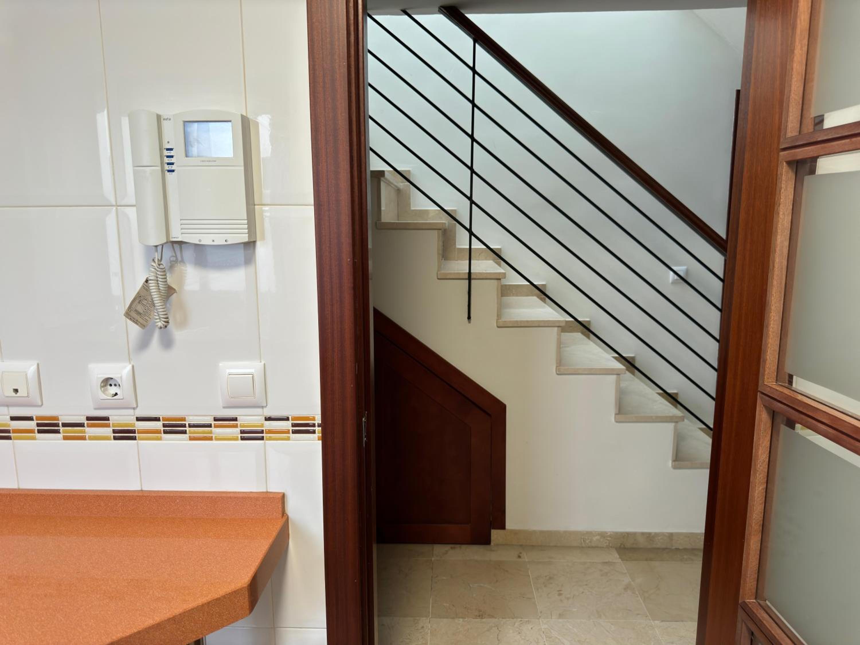 Dúplex céntrico con terraza y parking gratuito