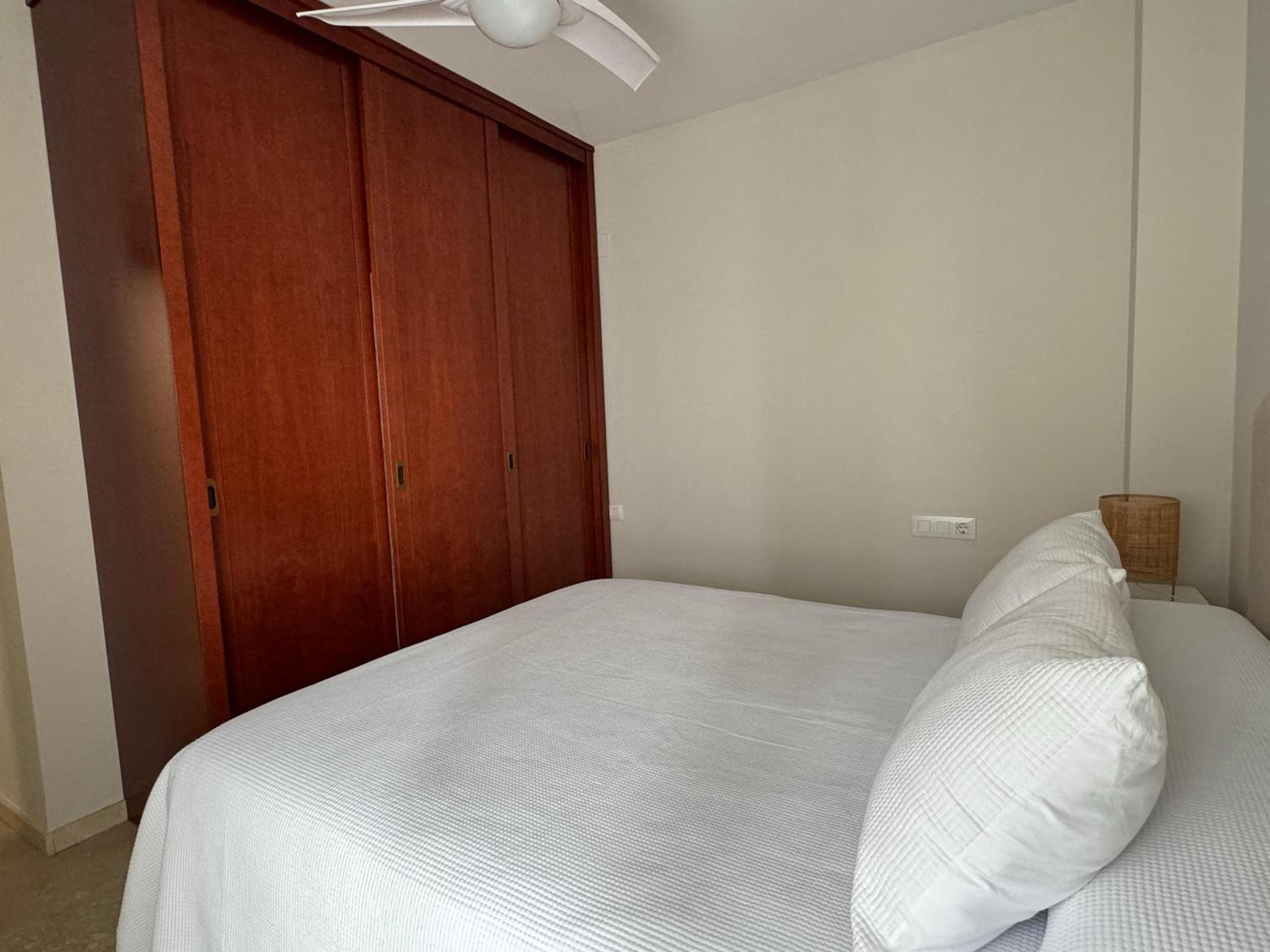 Dúplex céntrico con terraza y parking gratuito