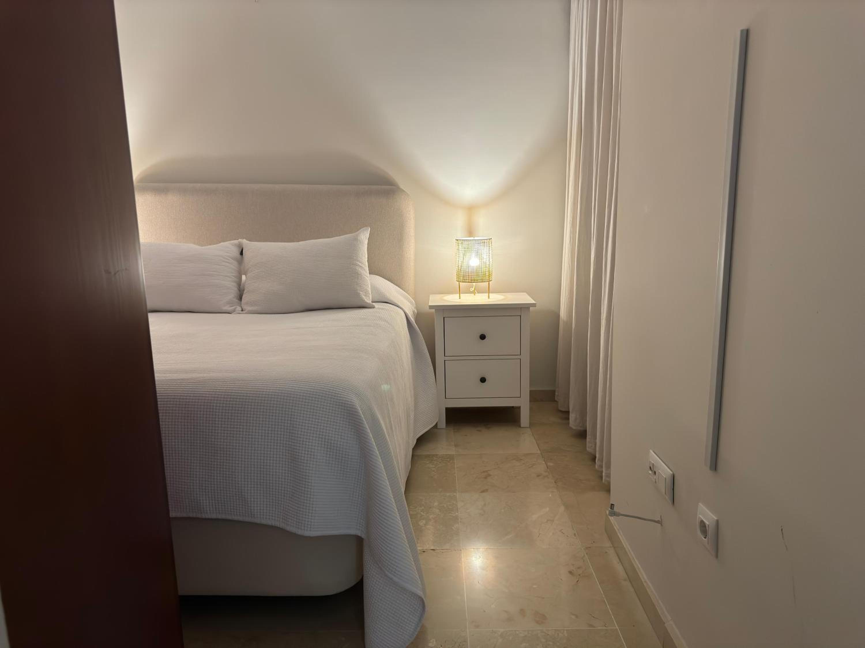 Dúplex céntrico con terraza y parking gratuito