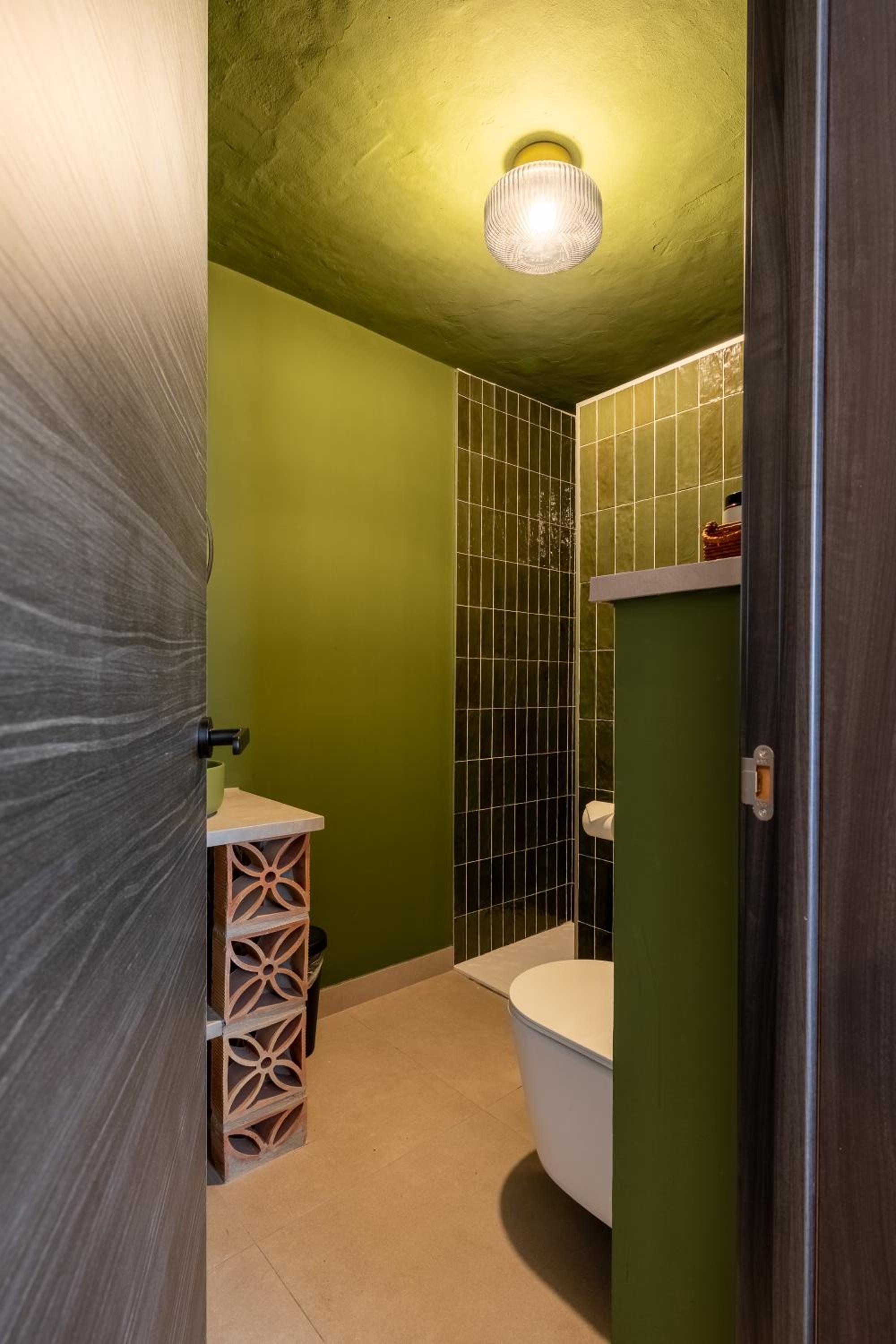 I AM La Posada Hotel and Apartment
