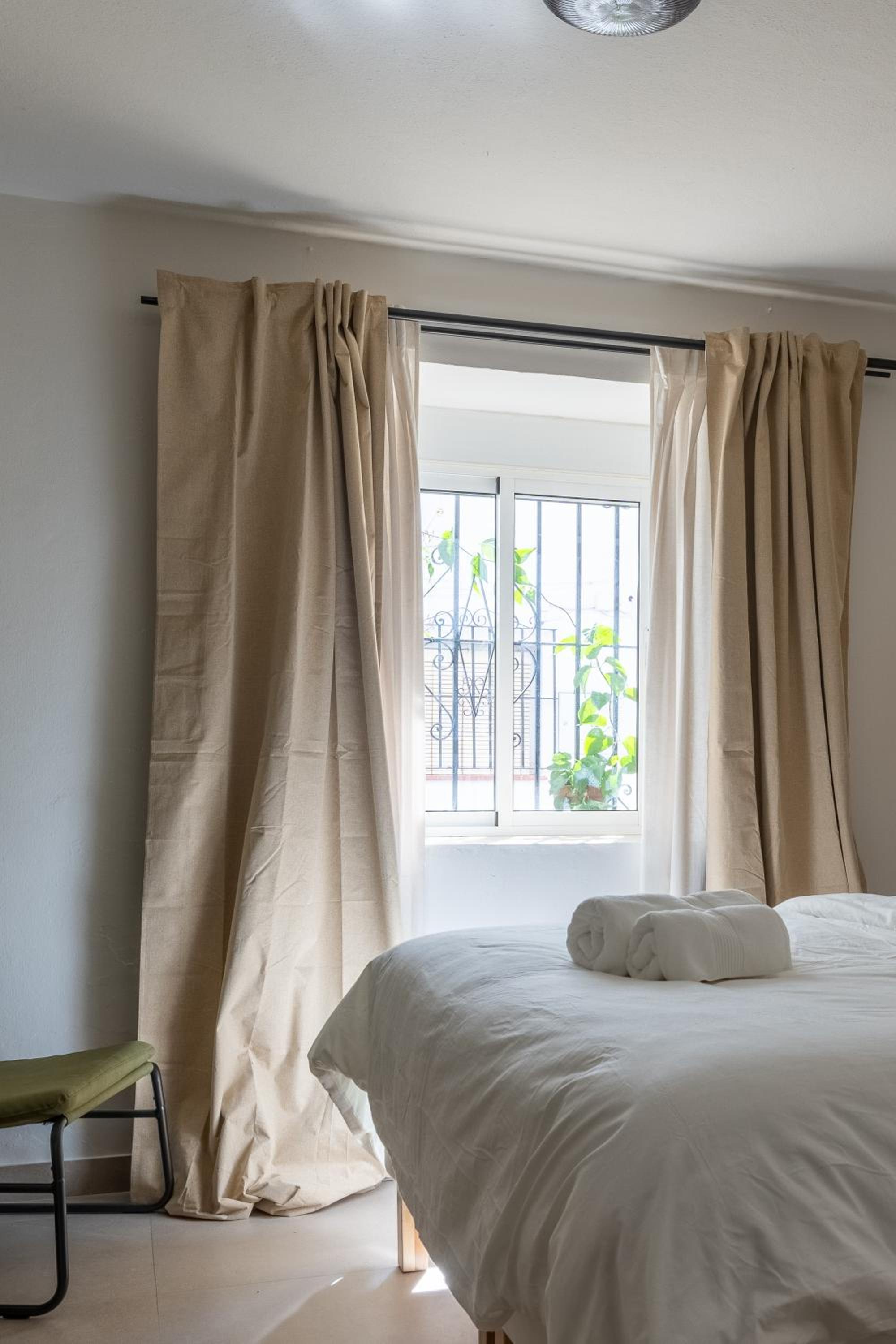 I AM La Posada Hotel and Apartment