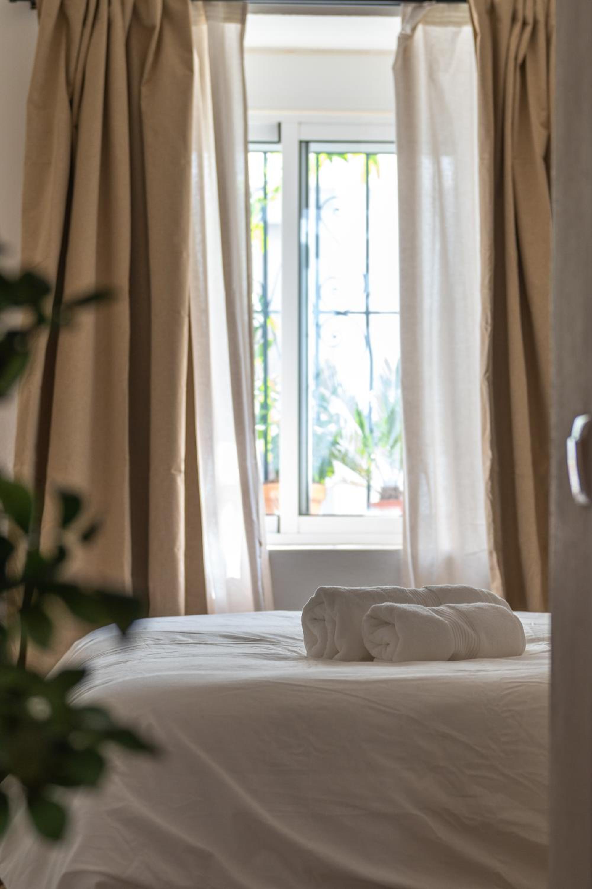 I AM La Posada Hotel and Apartment