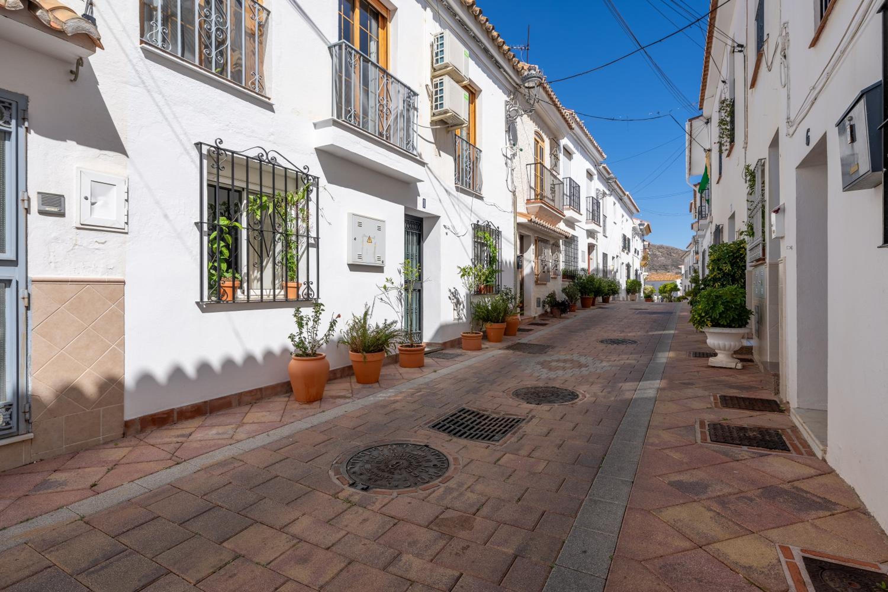 I AM La Posada Hotel and Apartment