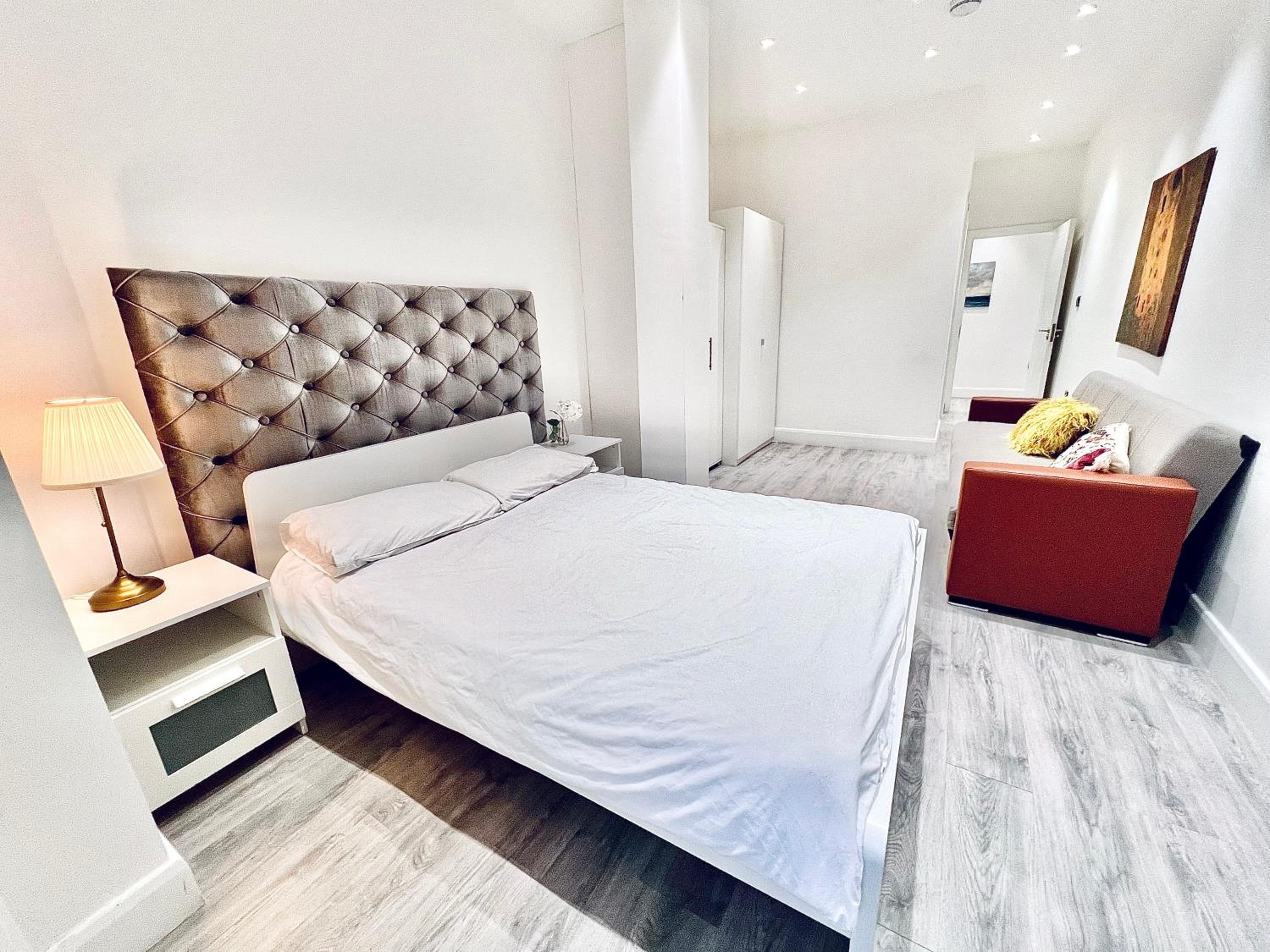Harrow Apartments