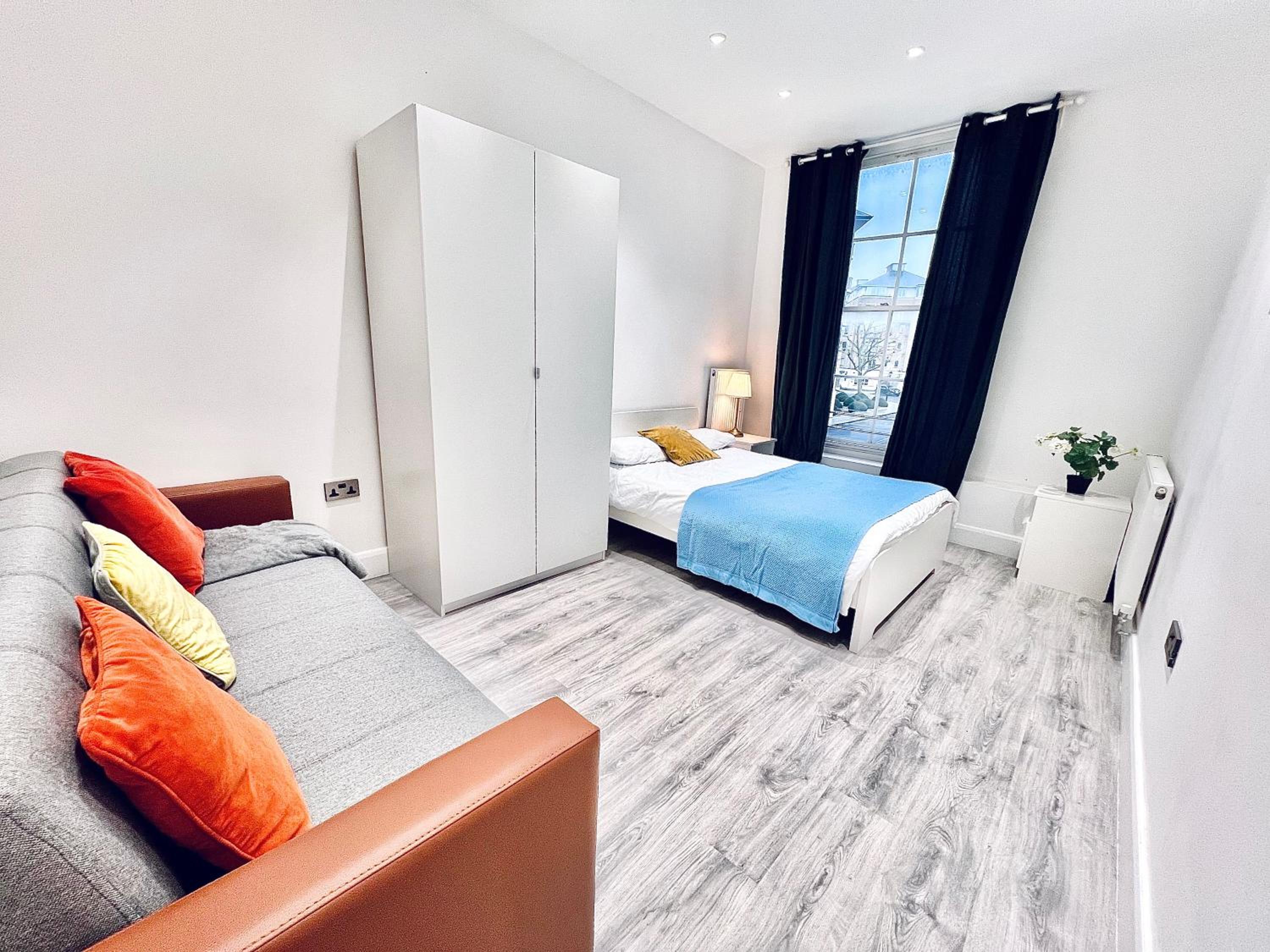 Harrow Apartments