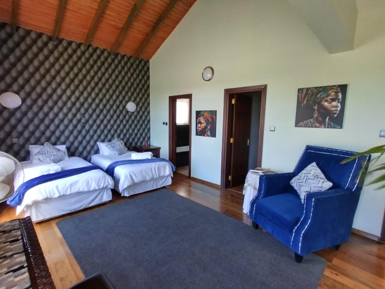 Florances Rest House
