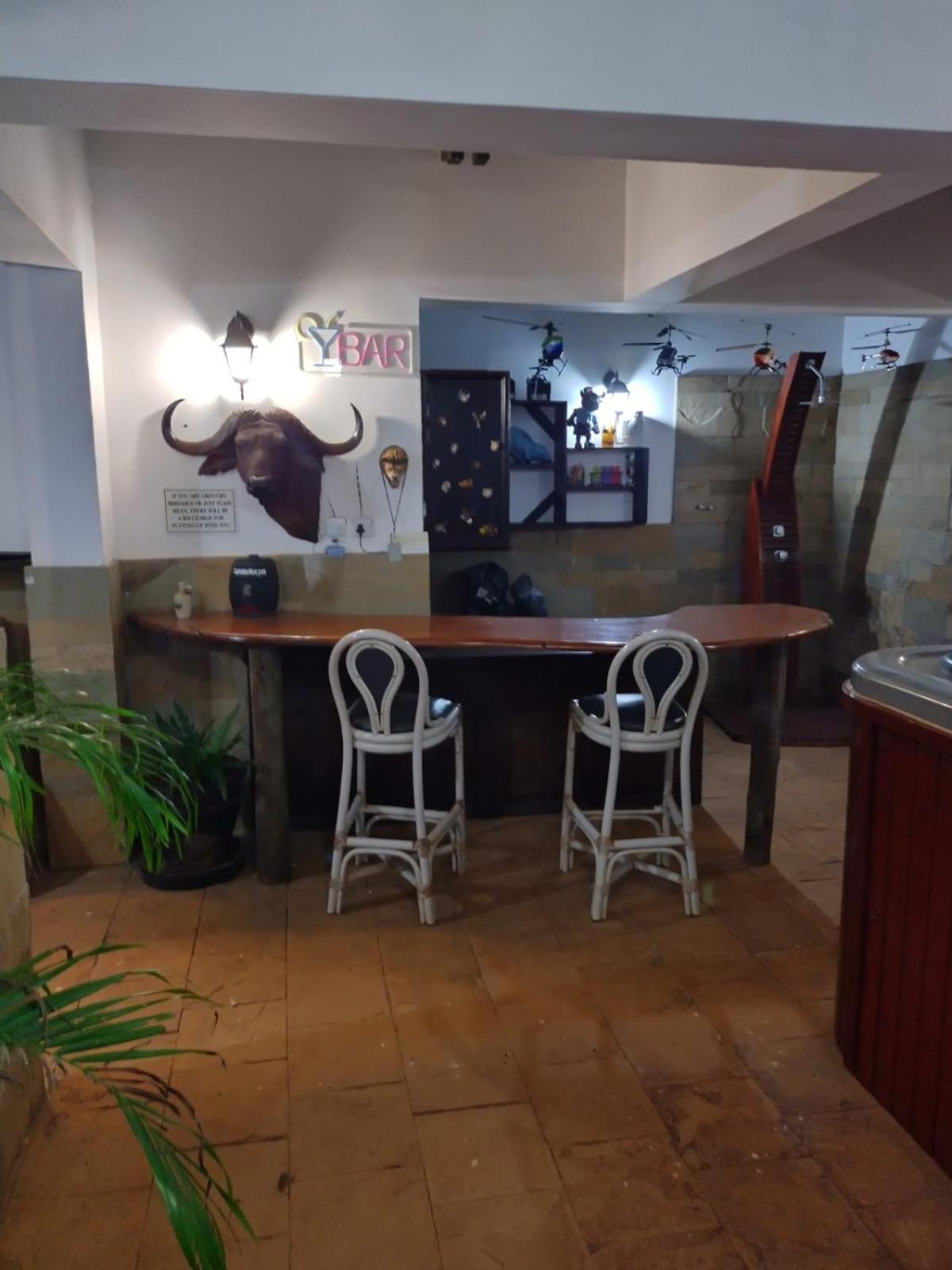 Florances Rest House