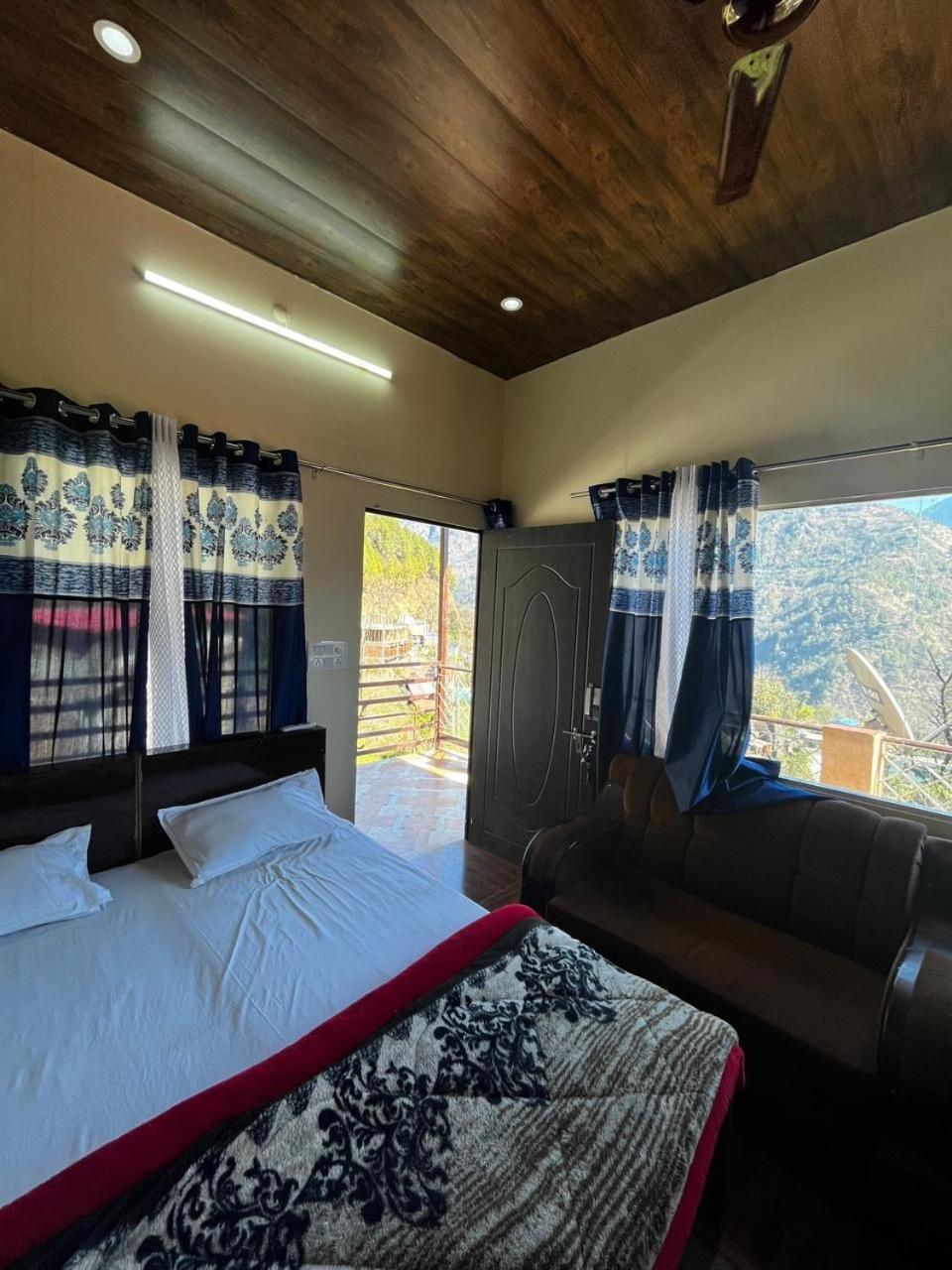 Hotel veerbhadra