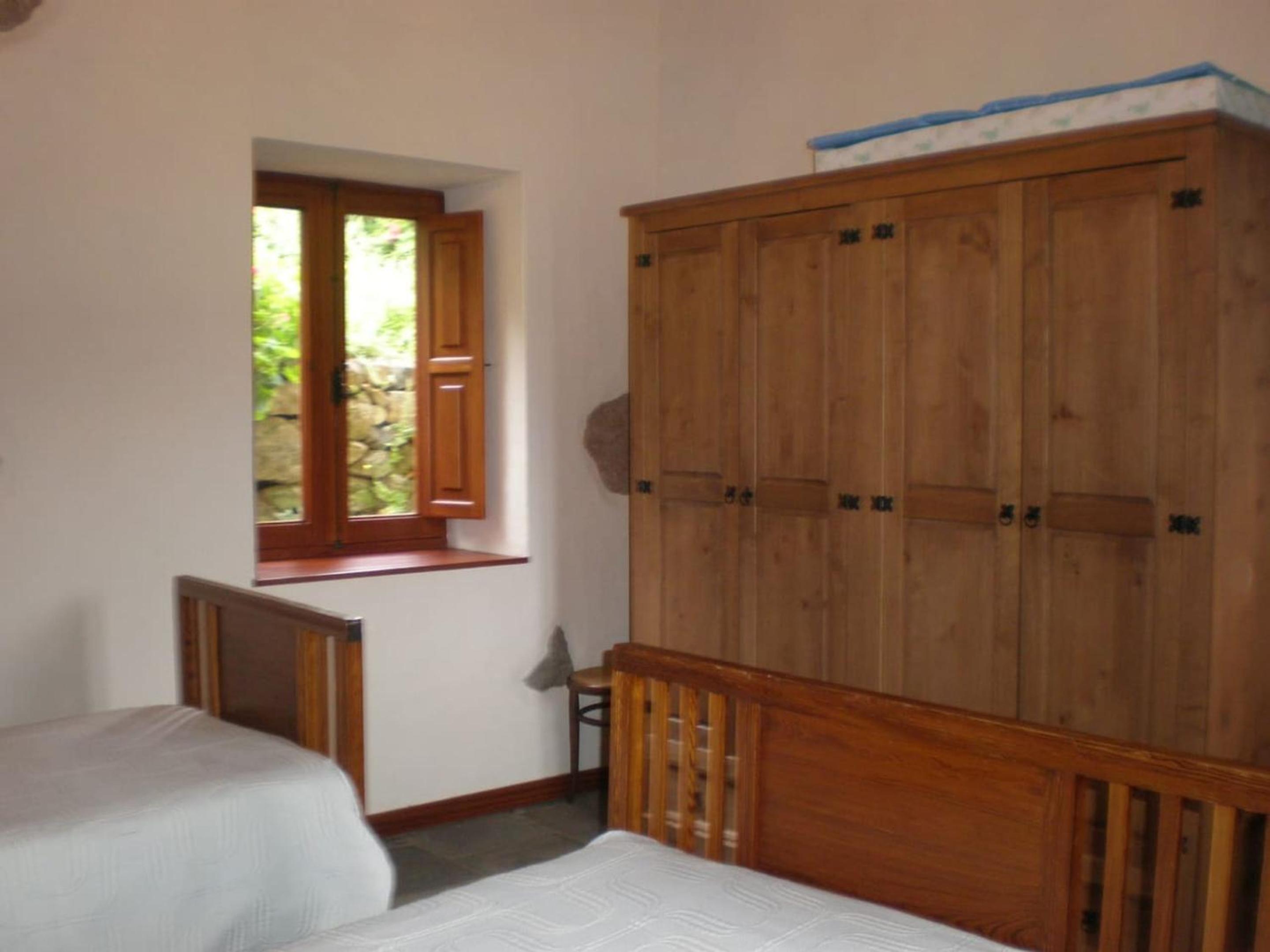 Charming house in La Pena with terrace and air conditioning