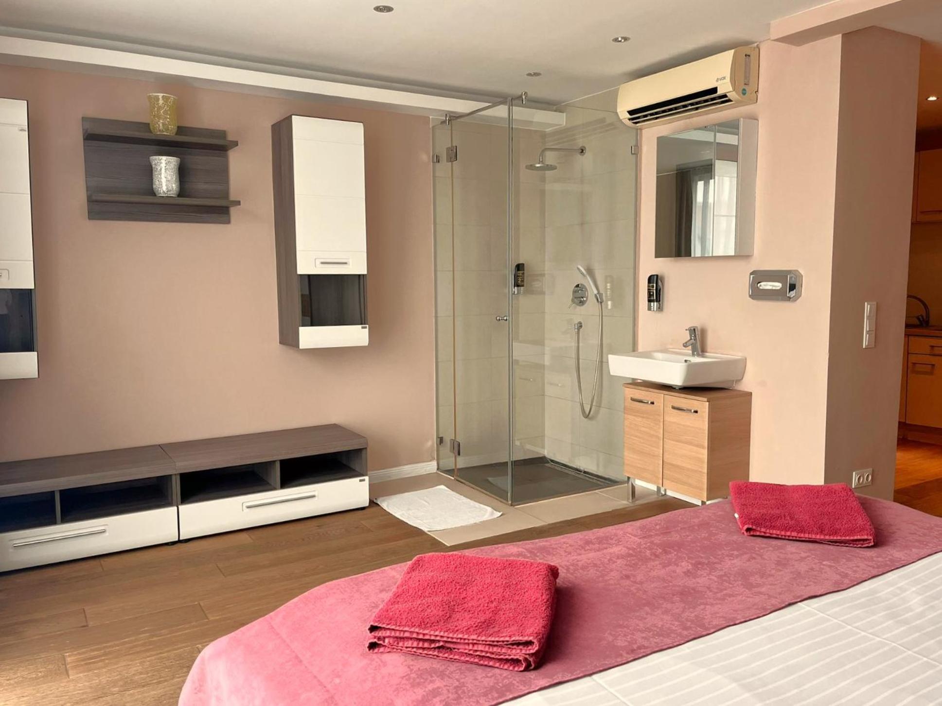 Aurellia Serviced Apartments