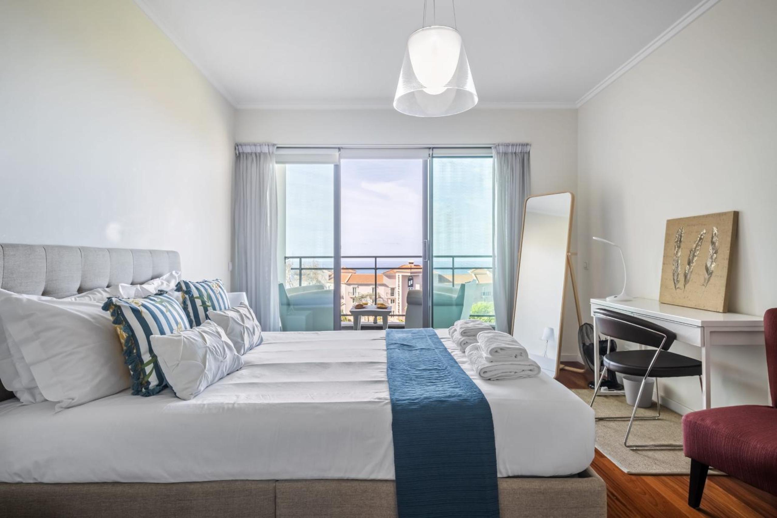 Apartamento Monumental - By WeHost Madeira view 4
