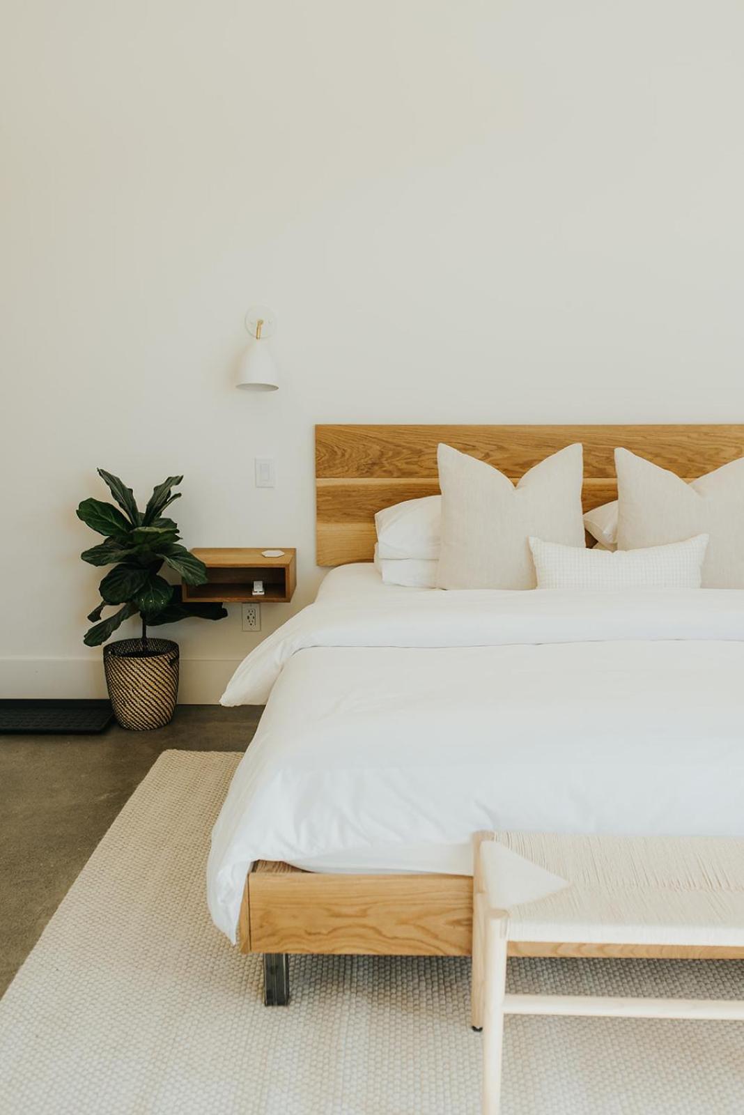Everly Inn B&B